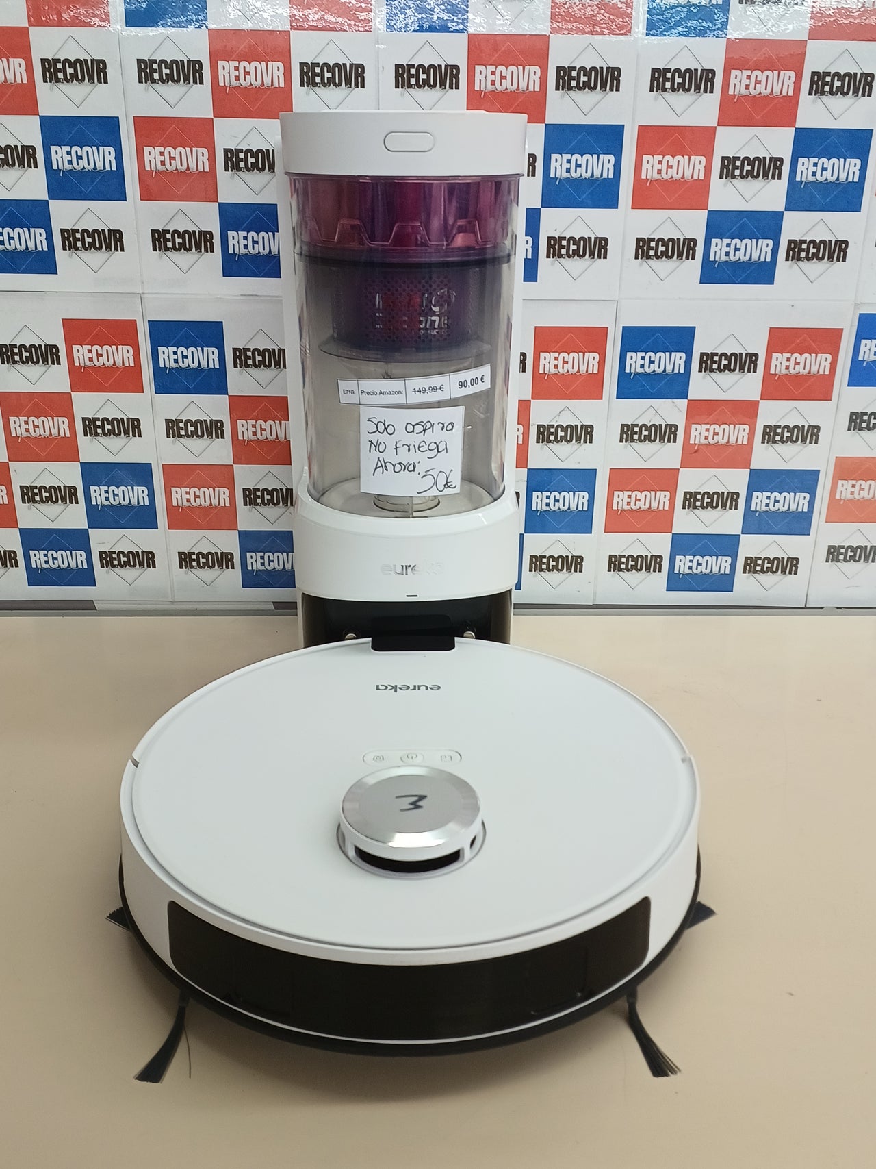 Robot aspirador con base autovaciado 4000 Pa – Eureka