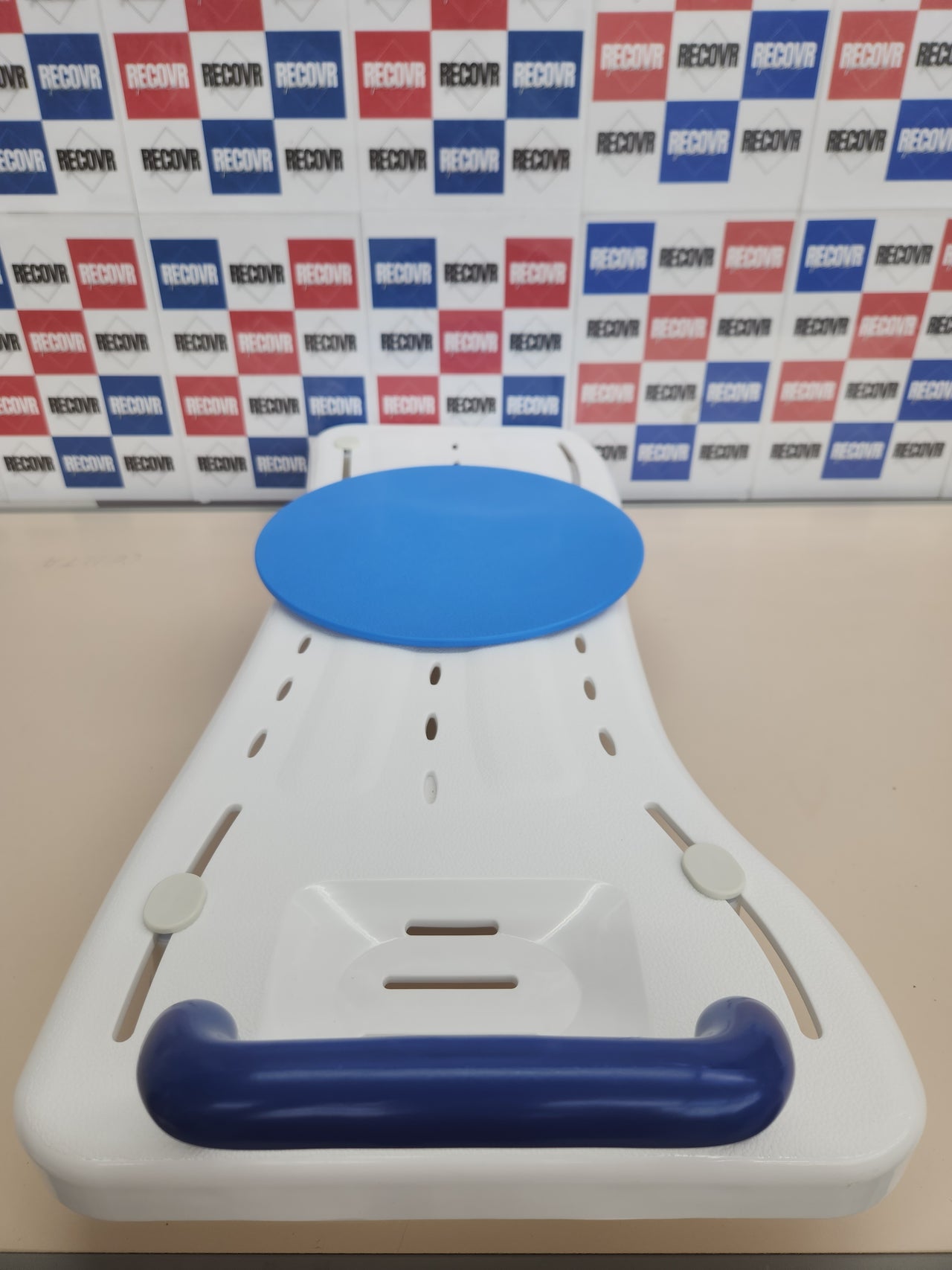 Tabla 360º 100 kg para bañera con asa, Océano, Marca española, Asiento Giratorio, ,De Agarre, Adultos, Baño, Blanco y Azul Mobiclinic