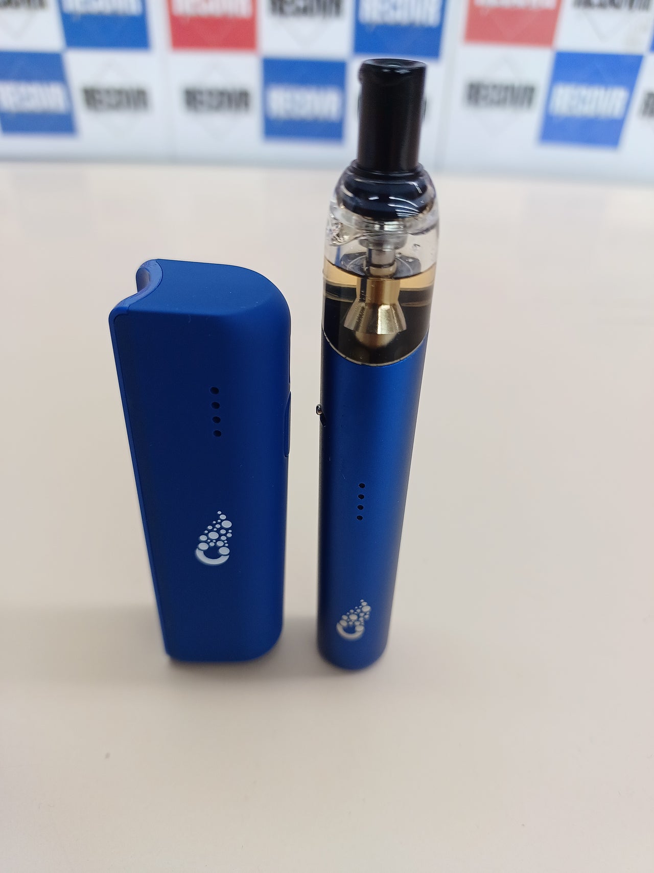 Vaporart Bubble Starter Kit Sigaretta Elettronica BLU LA CONFEZIONE NON CONTIENE LIQUIDI O RICARICHE