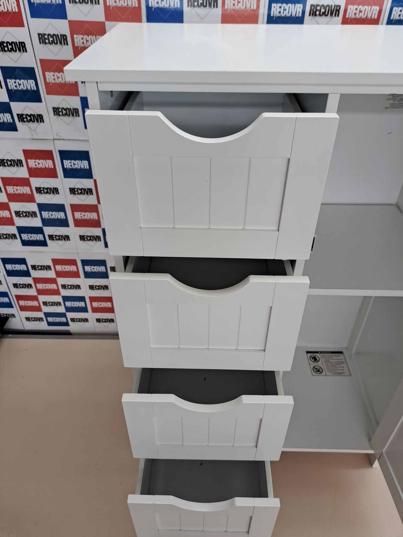Mueble almacenamiento con cajones y armario – Vasagle