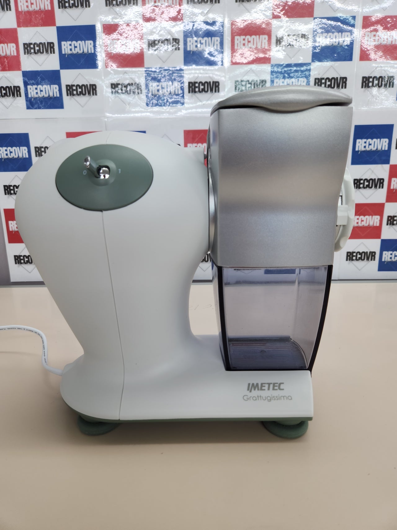 Rallador Eléctrico 150W, Rodillo De Acero Inoxidable, Tolva De Aluminio, Recipiente Extraíble Con Tapa Frescura, Sistema De Seguridad,  Imetec Grattugissima