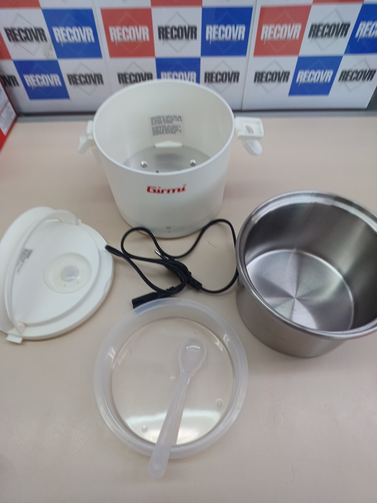 Calentador de alimentos eléctrico Girmi SC02 "Vivandiere 2 en 1", recipiente de acero inoxidable de 0,7 L, doble voltaje: 12 V - 230 V, 36 W, color blanco