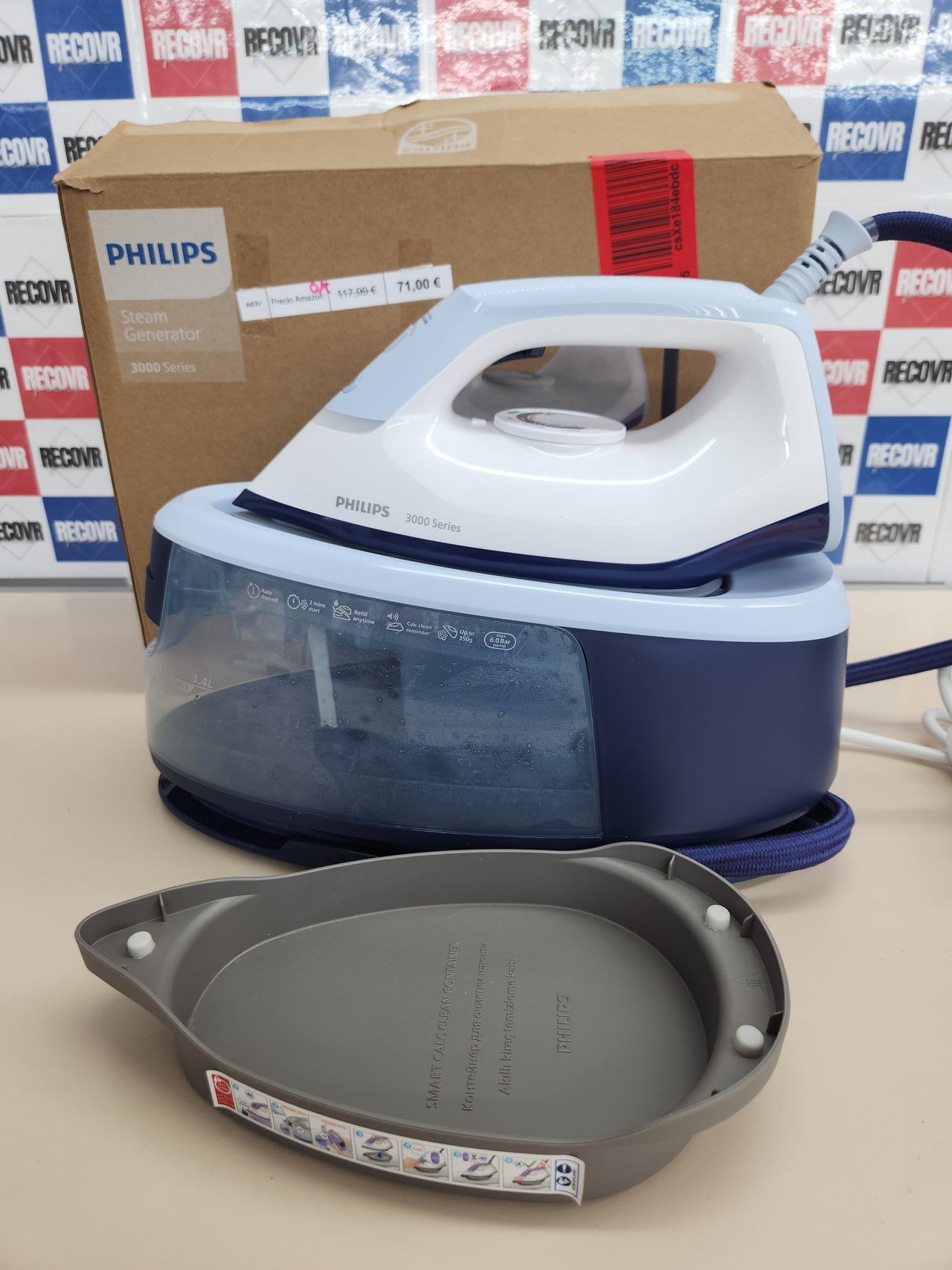 Centro planchado 2400W Serie 3000, vapor continuo 120 g/min, golpe de vapor 350 g, rápido y potente, vapor vertical, 1.4 l de depósito, suela de cerámica, Deep Azur (PSG3000/20) Philips