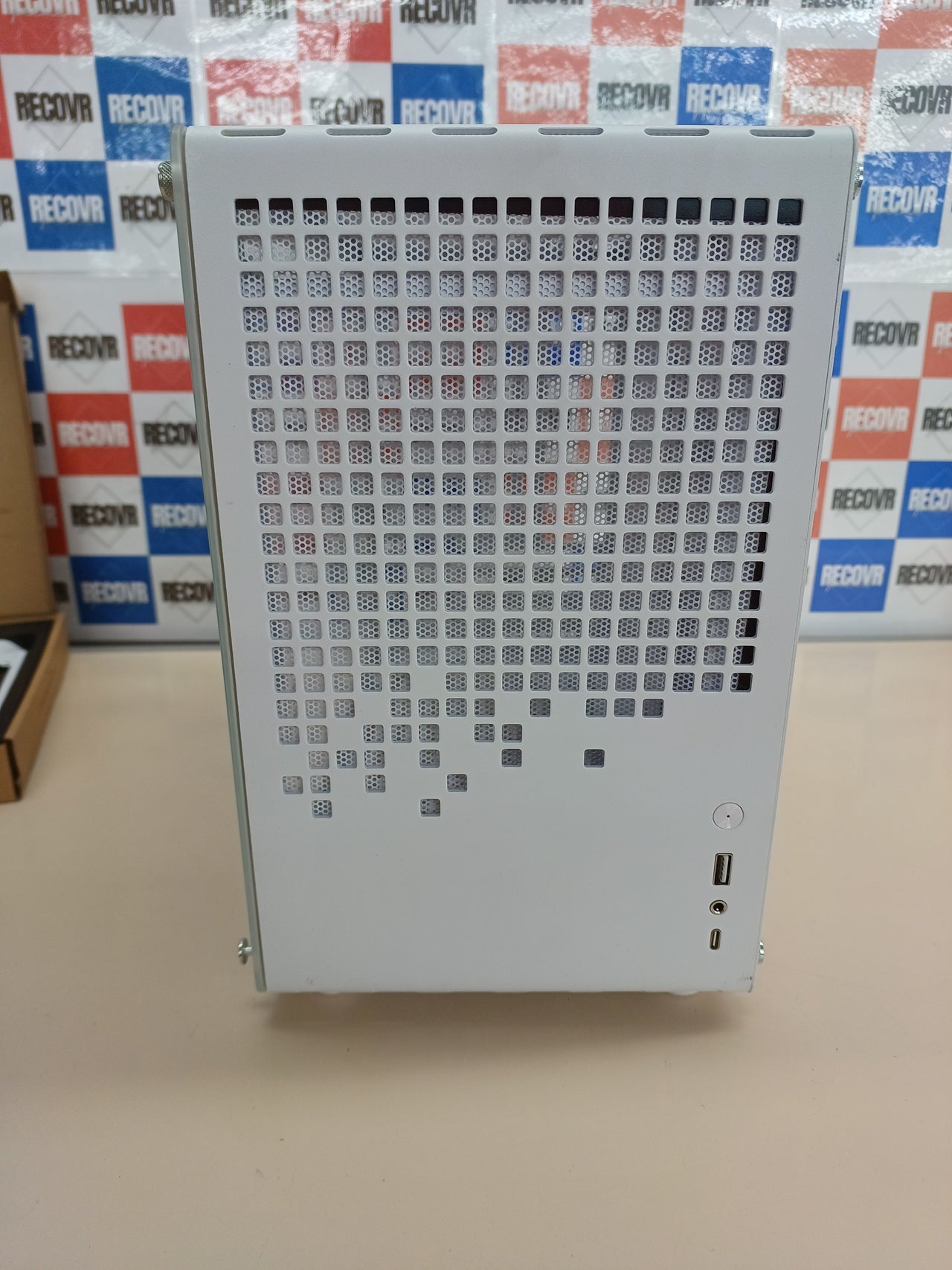 Caja PC mATX con asa – Jonsplus