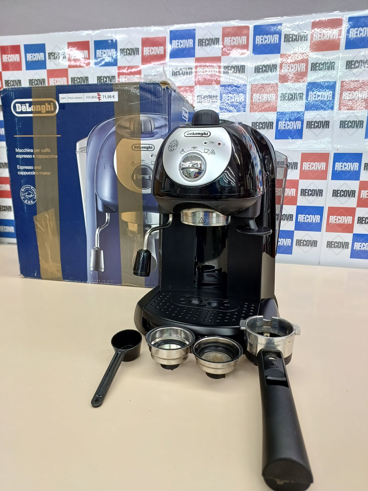 De'longhi EC201.CD.B - Cafetera de bomba tradicional (15 bar de presión, 2 tazas, café molido o filtros monodosis) negro