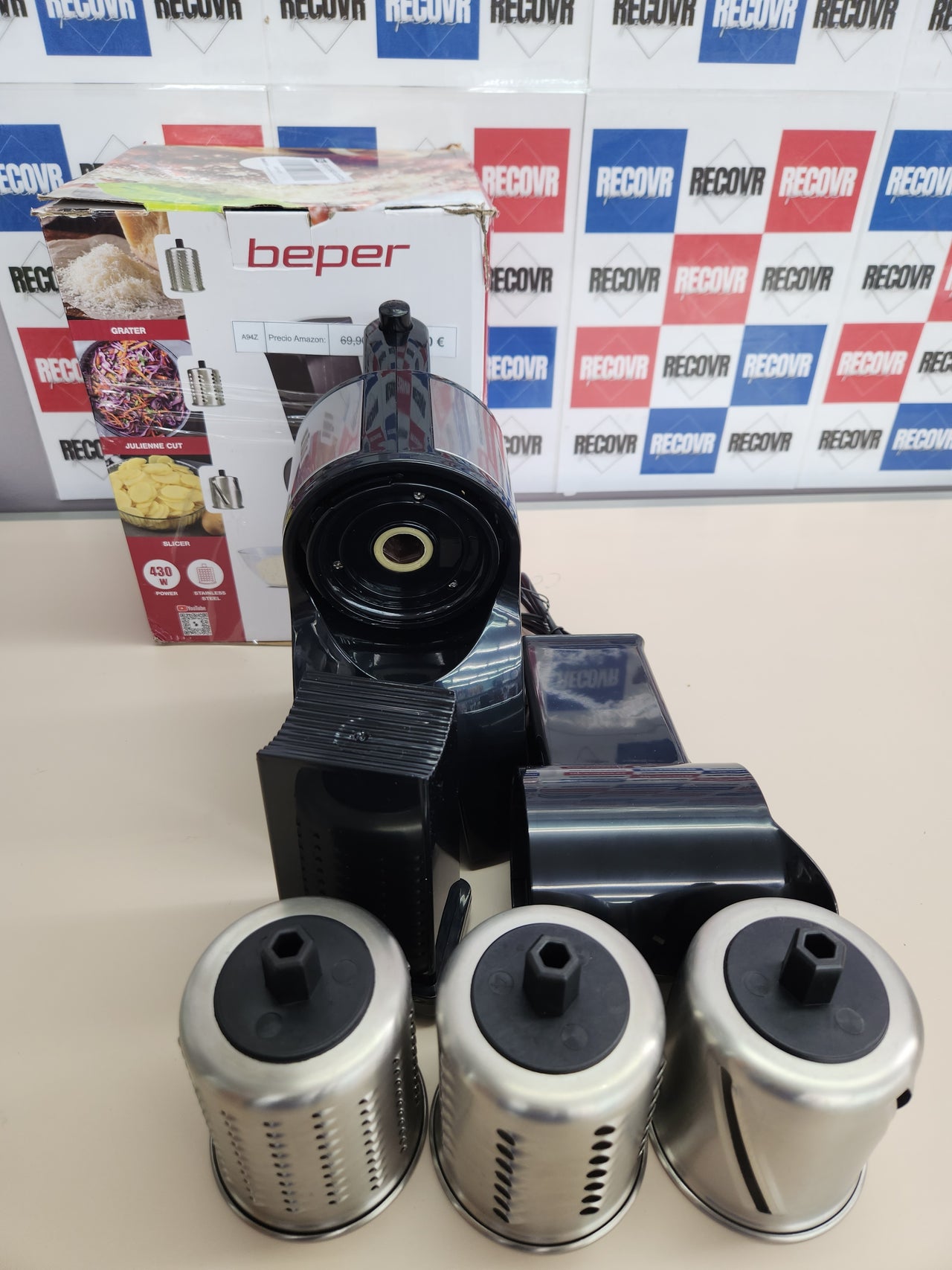 Rallador Eléctrico y Rebanador de Verdurasde Acero, 3 Rodillos de Acero Intercambiables, Corte Juliana, Rodajas y Rejillas Fina, Multi-Function Grater and Slicer BEPER BP.400