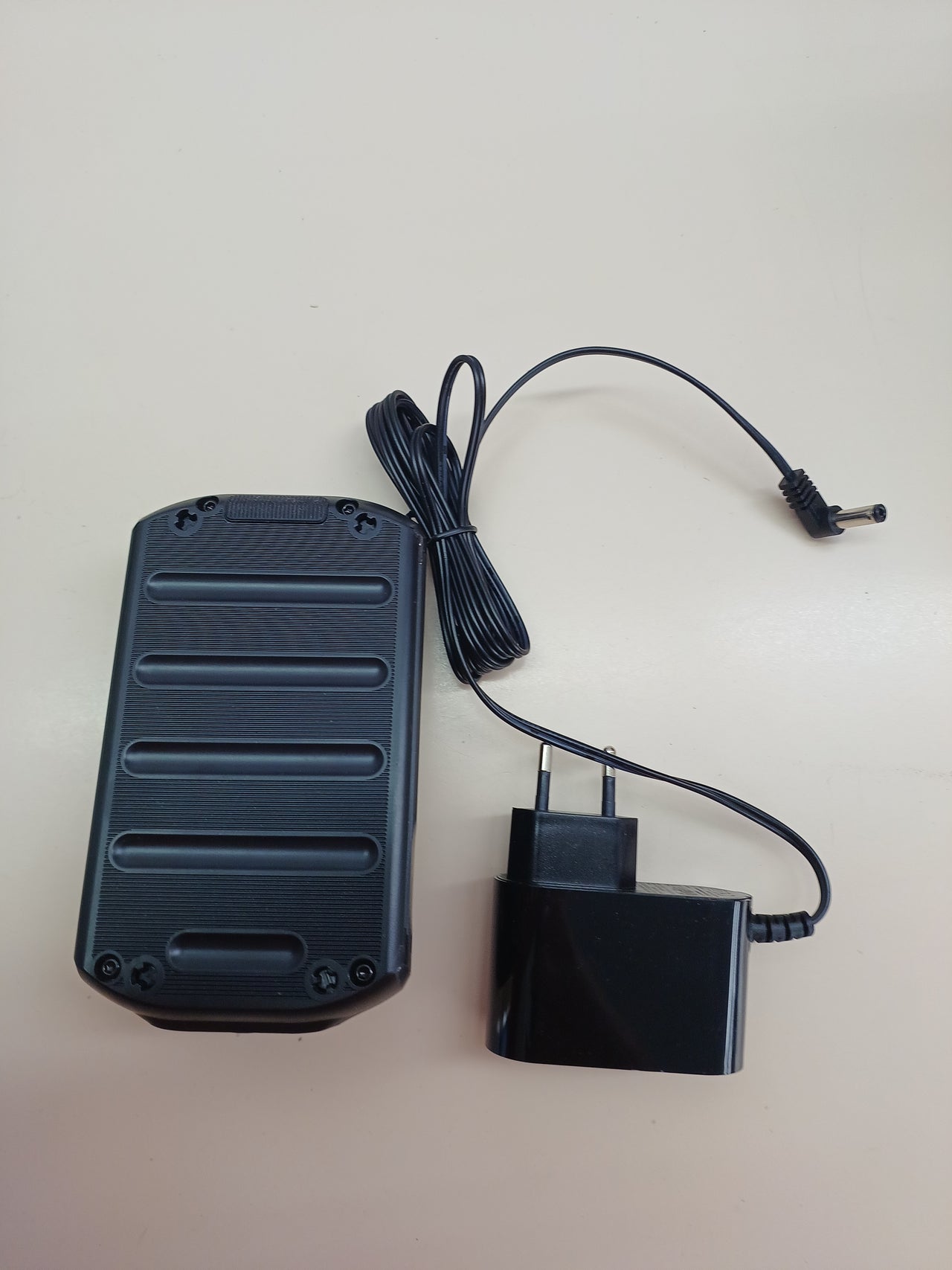 Aspiradora escoba sin cable ligera y potente - Rowenta X-Pert 7.60