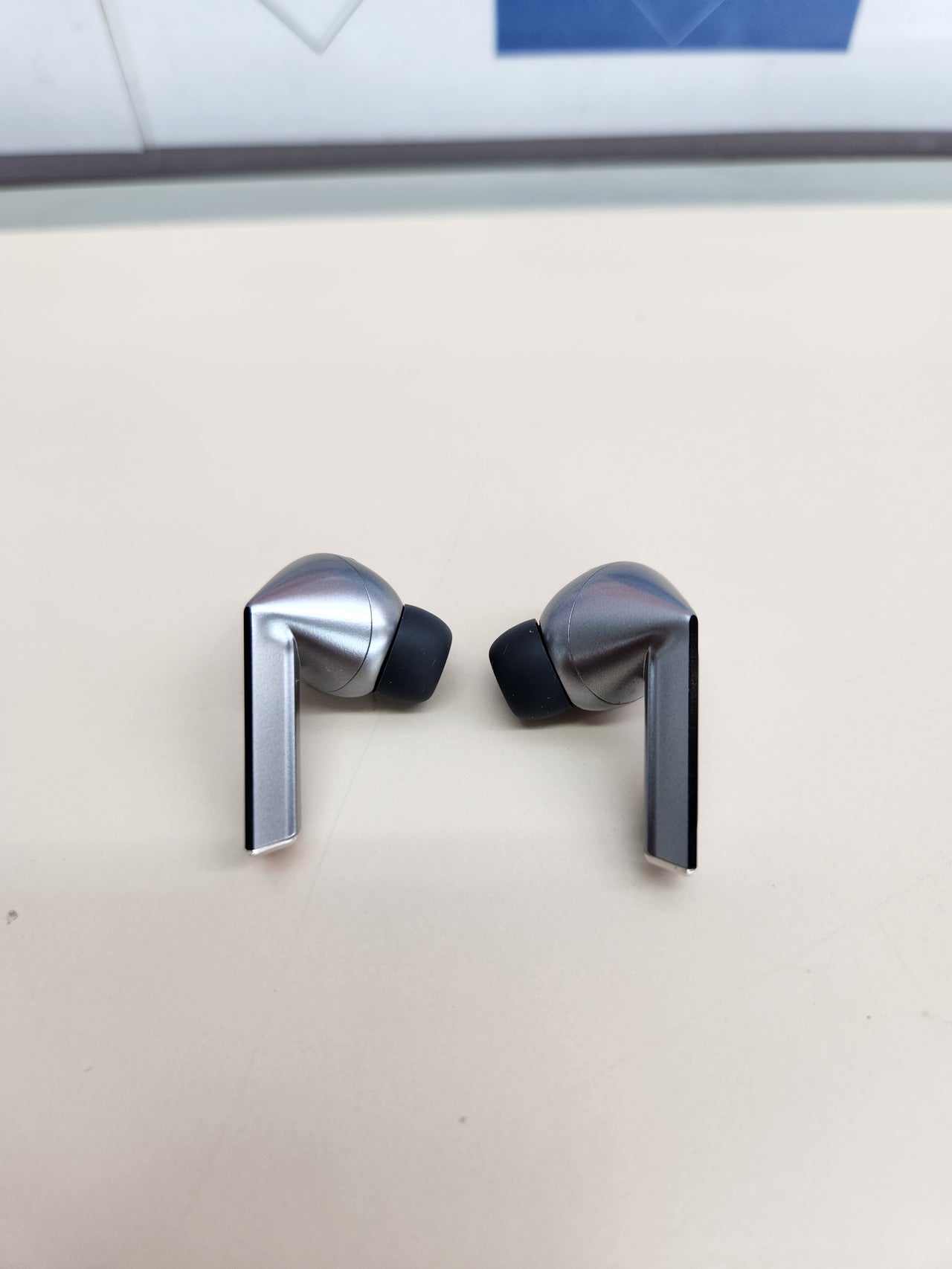 Auriculares Samsung Galaxy Buds3 Pro + Cargador