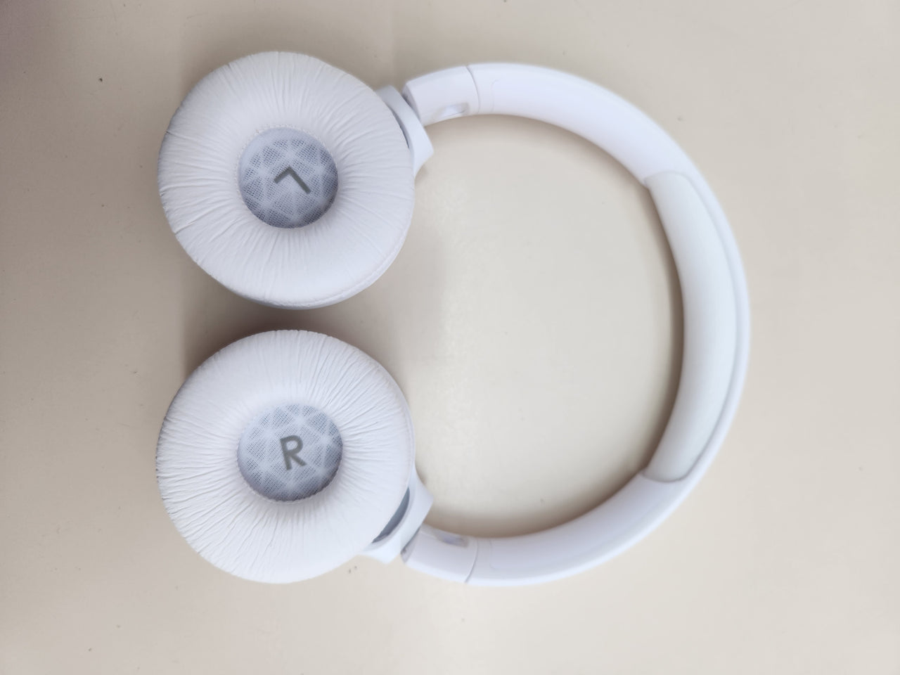 Auriculares JBL Tune 510 BT  inalámbricos, blanco