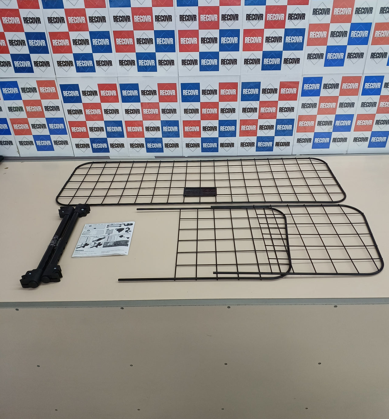 Barrera Protectora de Coche para Perros 96x145x30cm