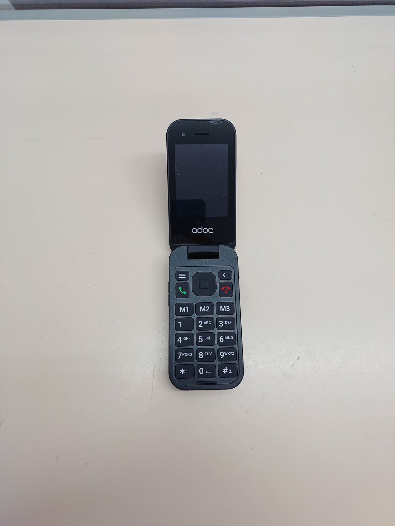 Teléfono Móvil ADOC SC04 4G Tapa con WhatsApp