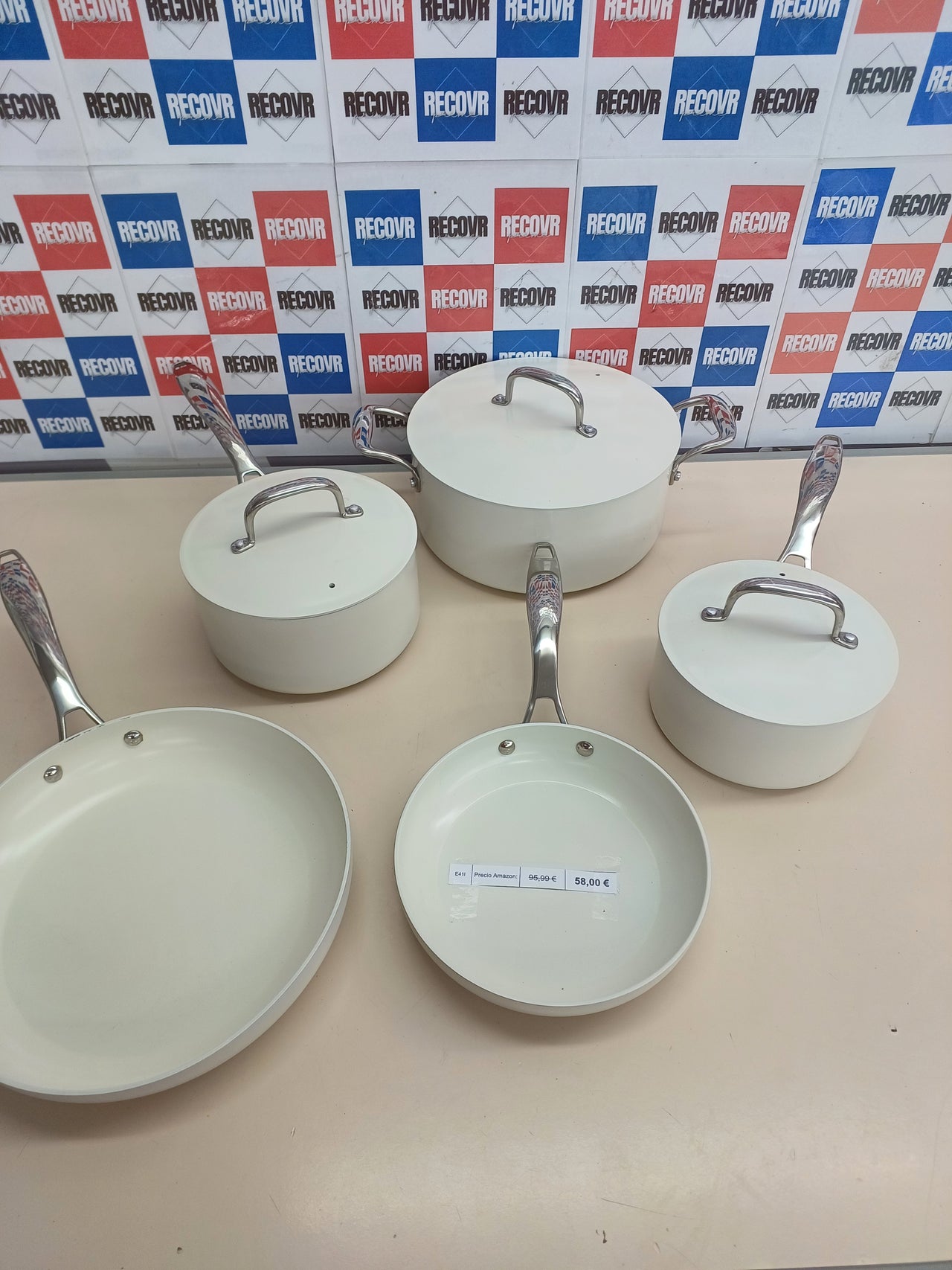 Batería cocina 8 piezas cerámica – Amazon Basics