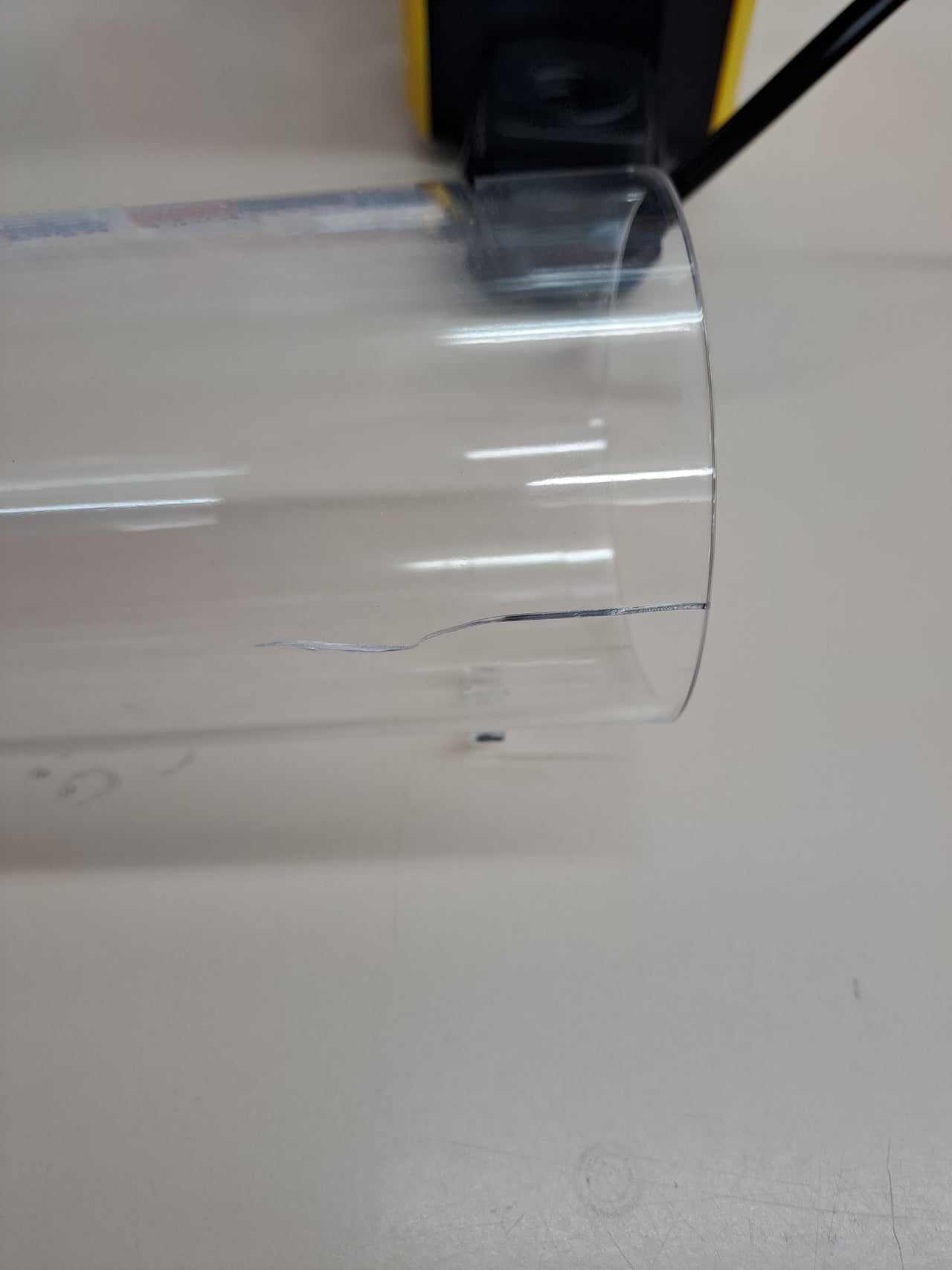 Delta Q Mini Qool Amarilla - Máquina para Cápsulas Delta Q