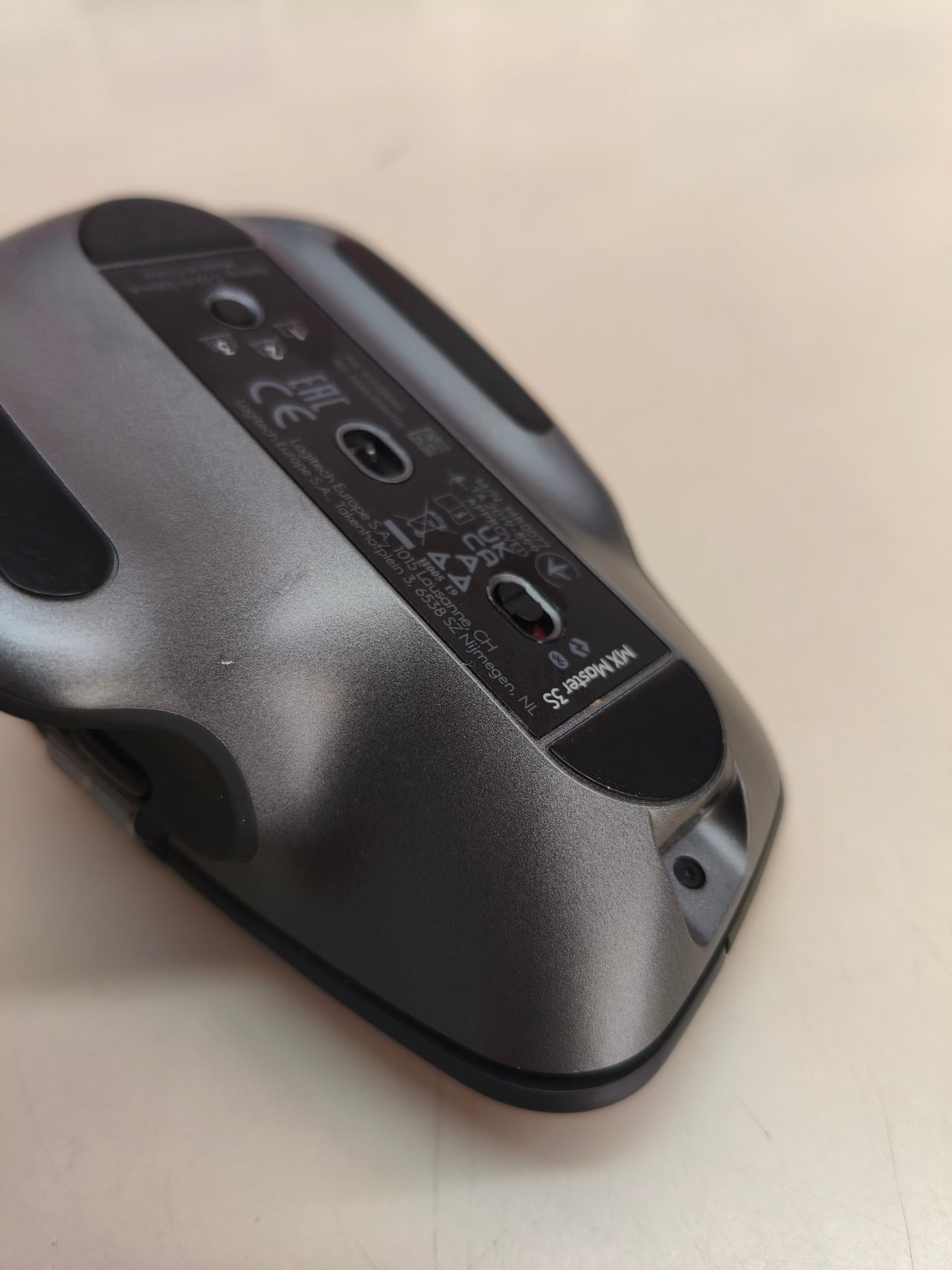 Logitech MX Master 3S – versión Antigua