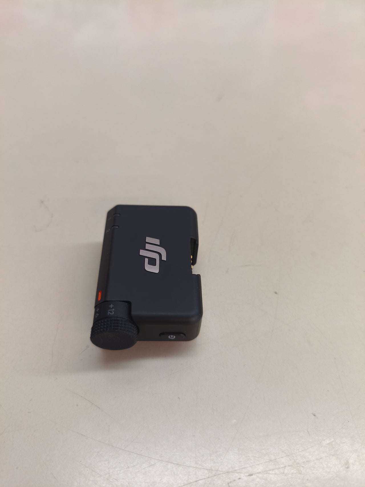 DJI Mic Mini, 2 TX + 1 RX, estuche de carga, ligero