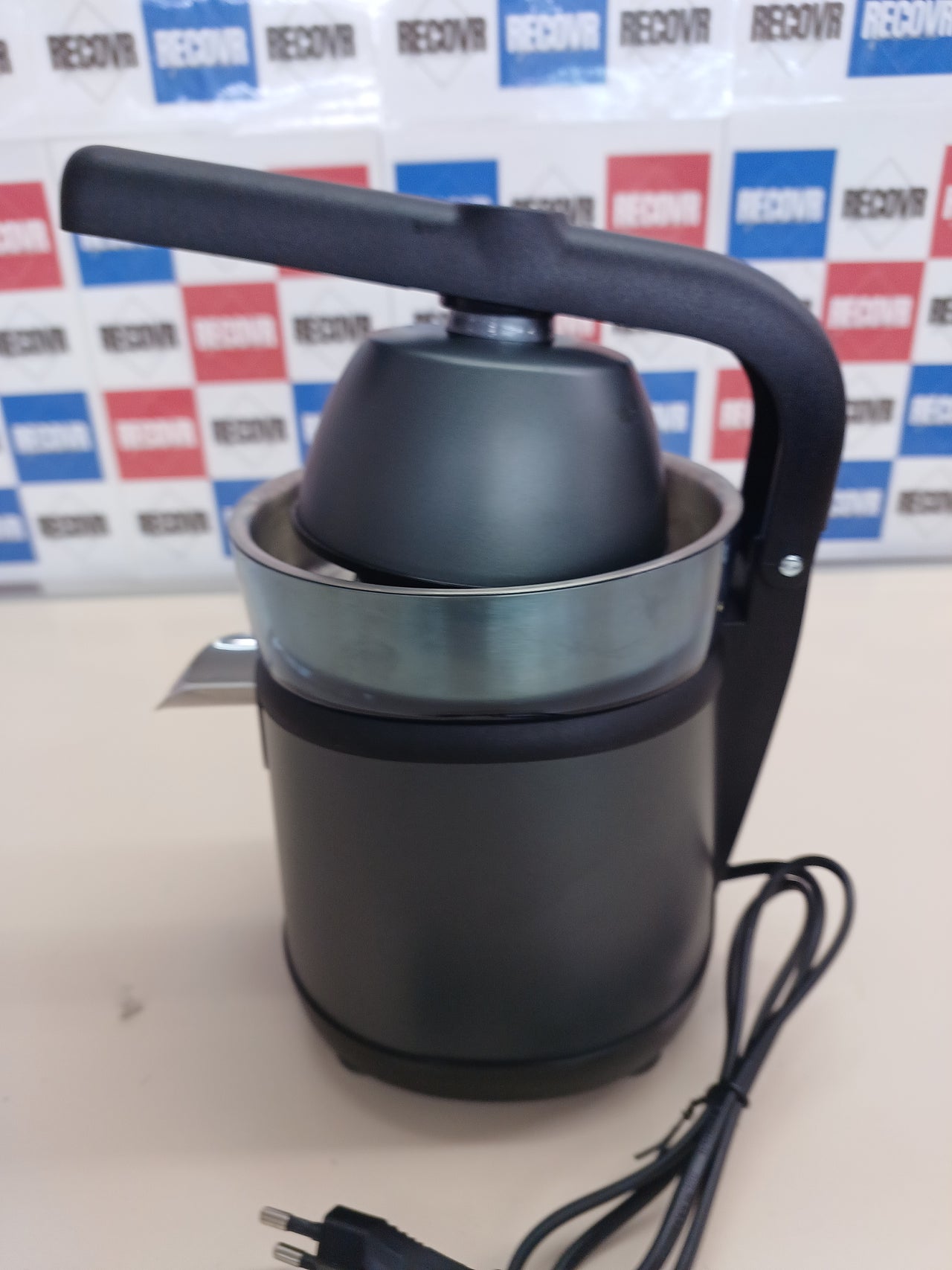 Exprimidor eléctrico 120W 250ml acero inox Cecotec