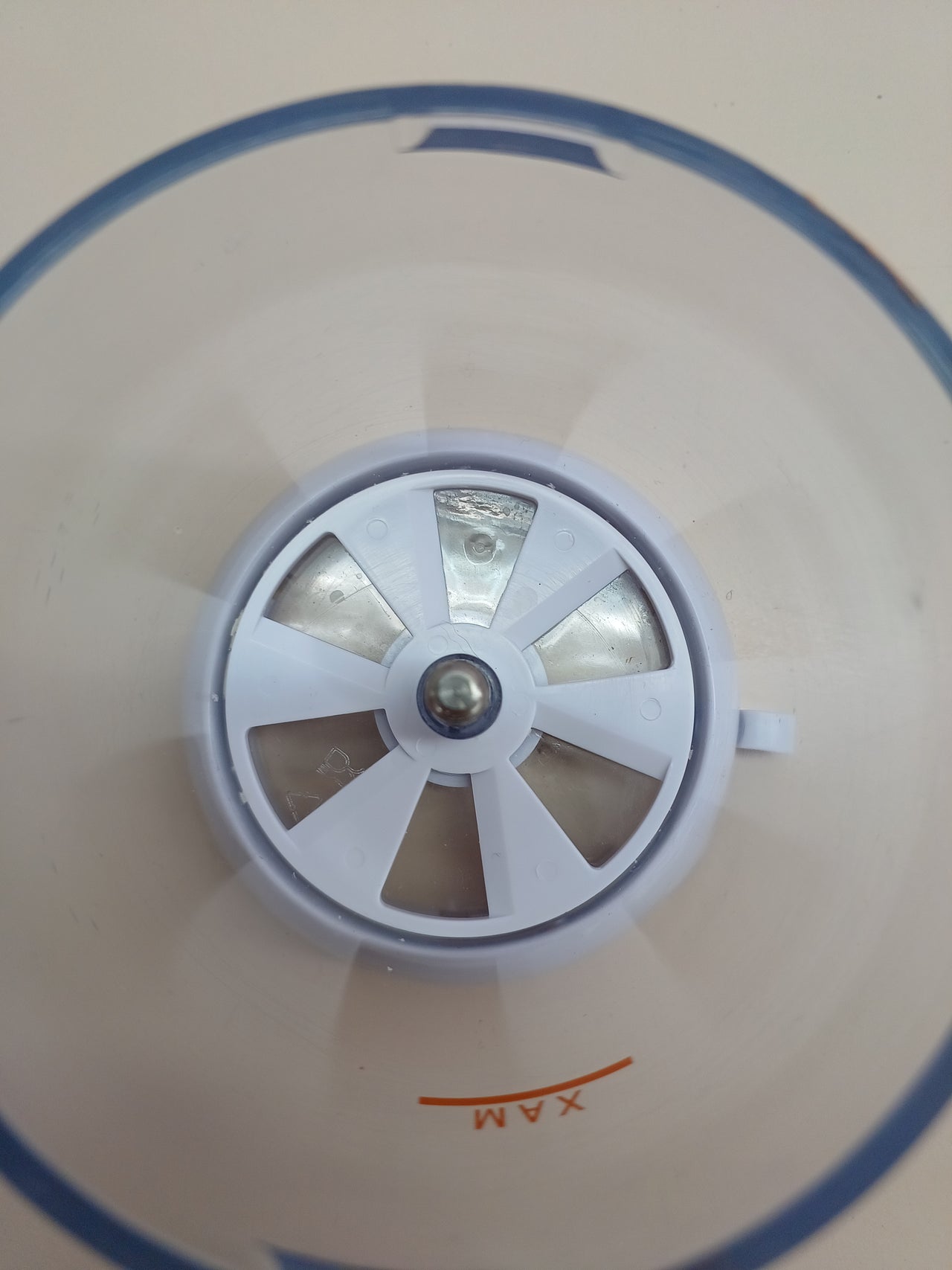 Rallador DeLonghi 200W Queso Blanco/Naranja