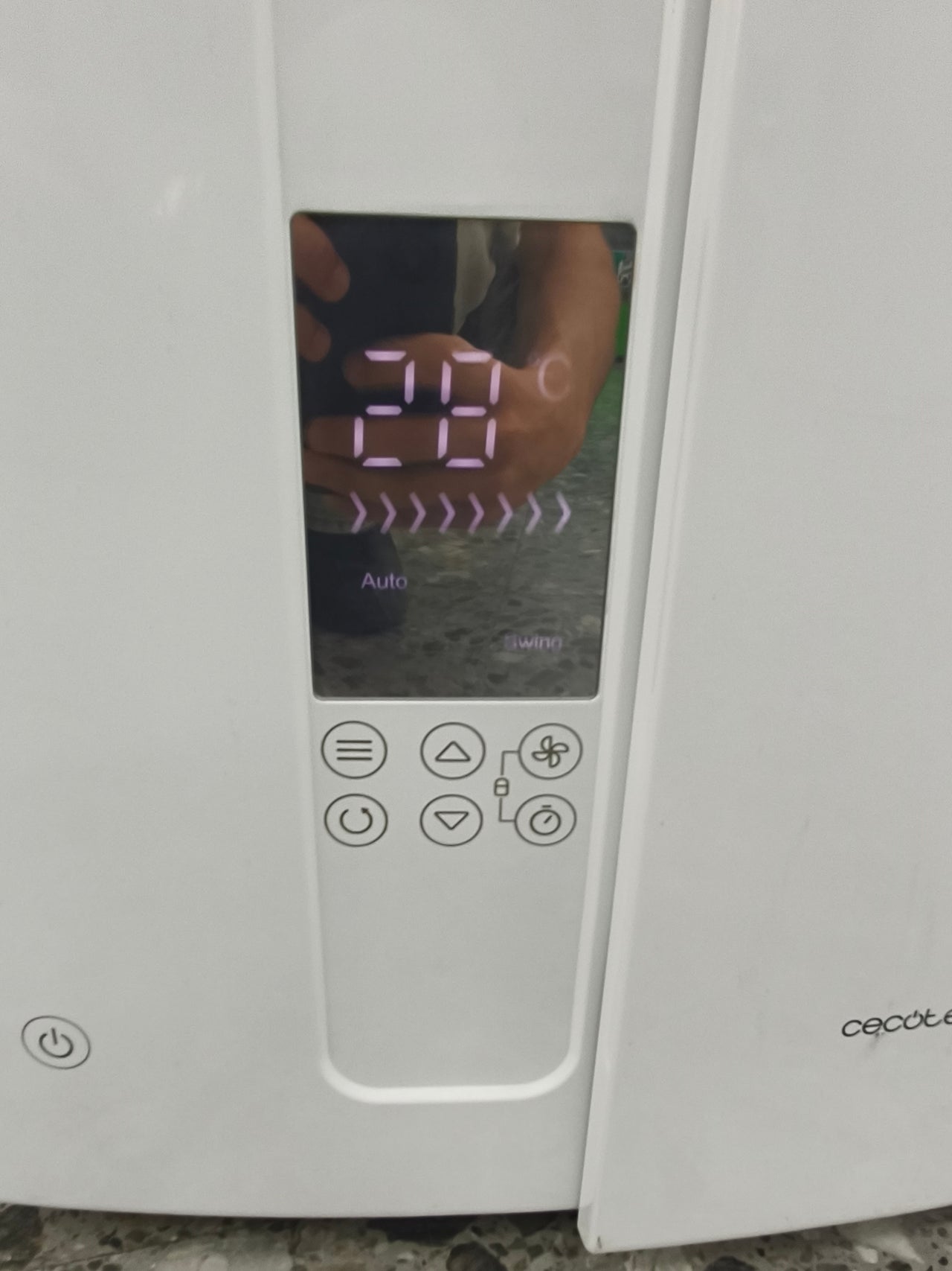 Aire acondicionado de ventana Cecotec Windowclima 9000 Inverter 9000 BTU con mando