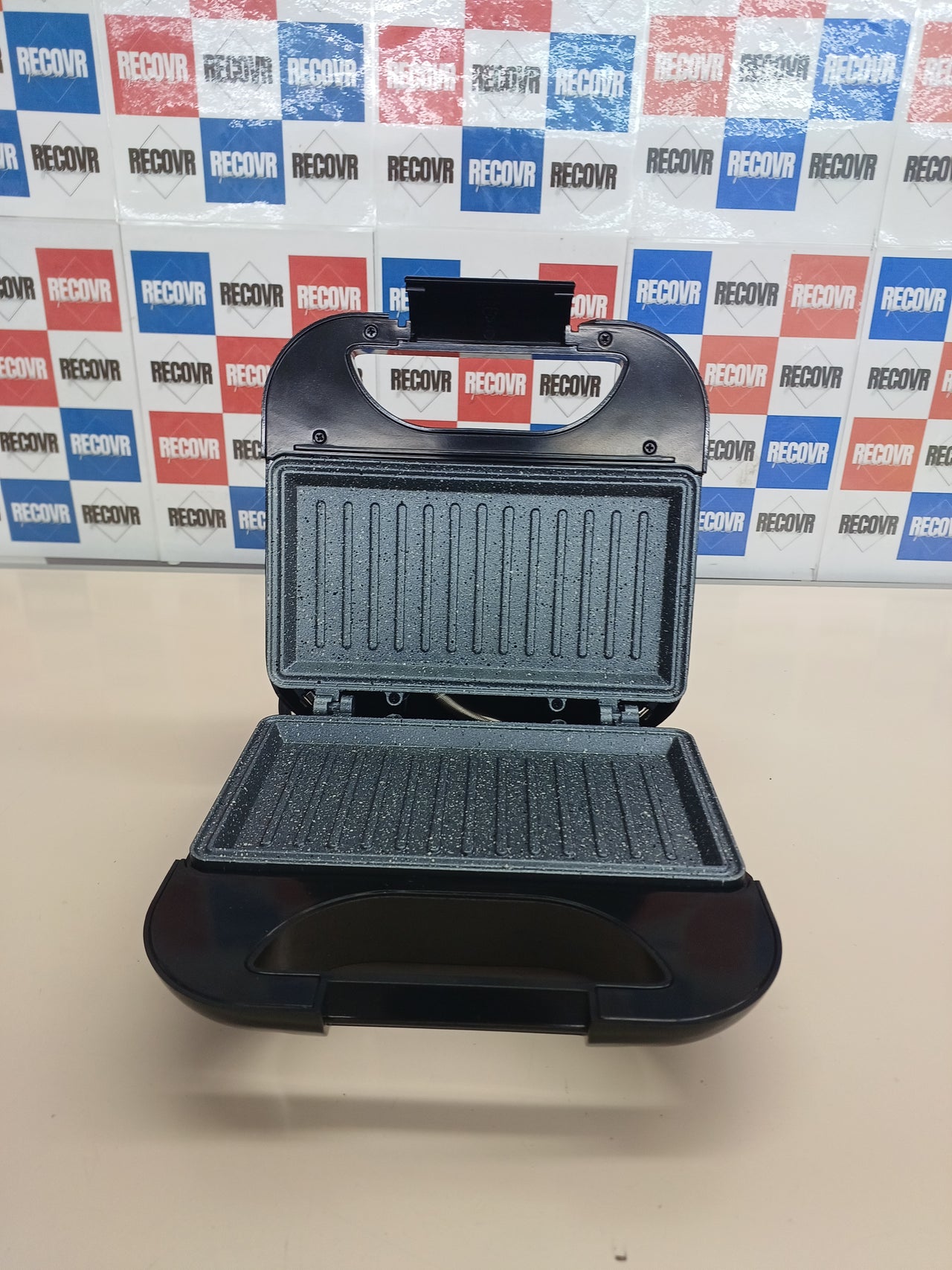 Sandwichera 2 sándwiches, grill piedra 750 W CECOTEC