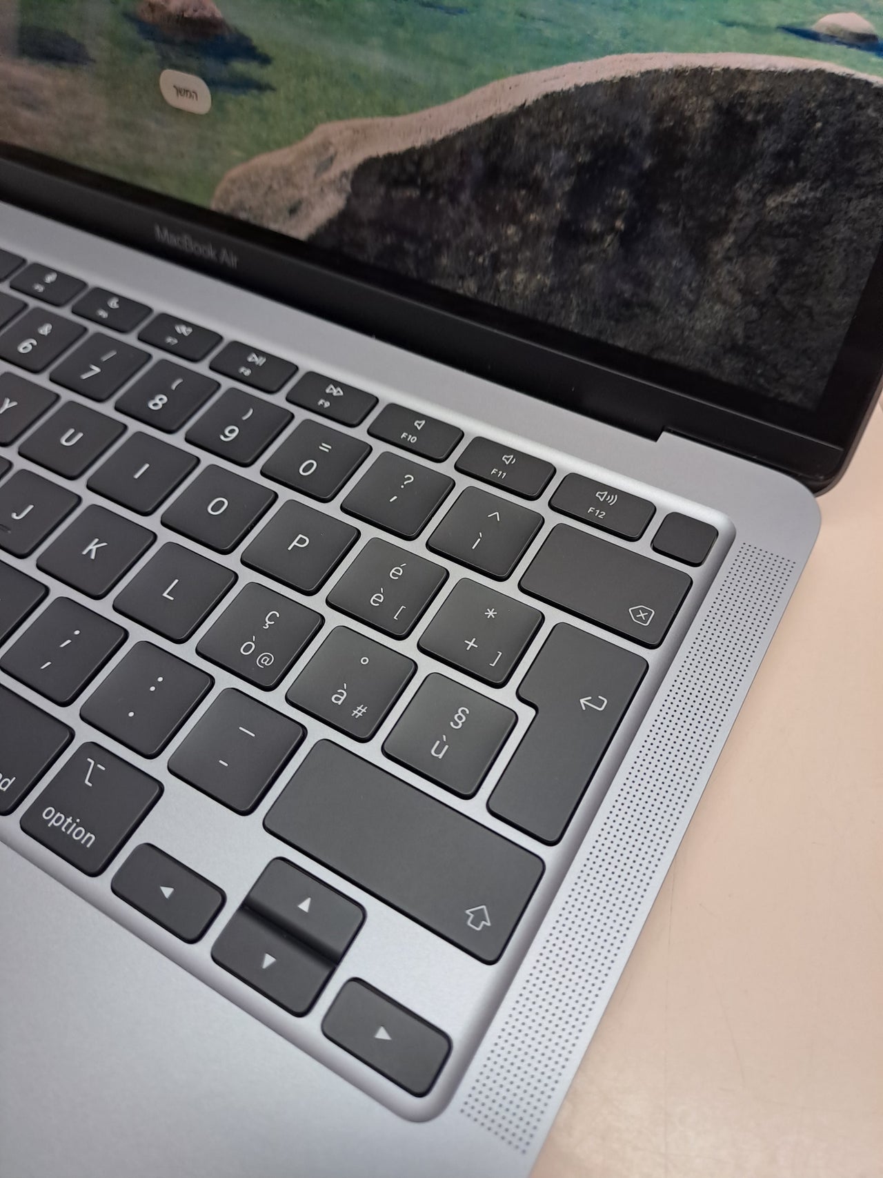 MacBook Air 13” M1 8GB 512GB gris espacial Apple