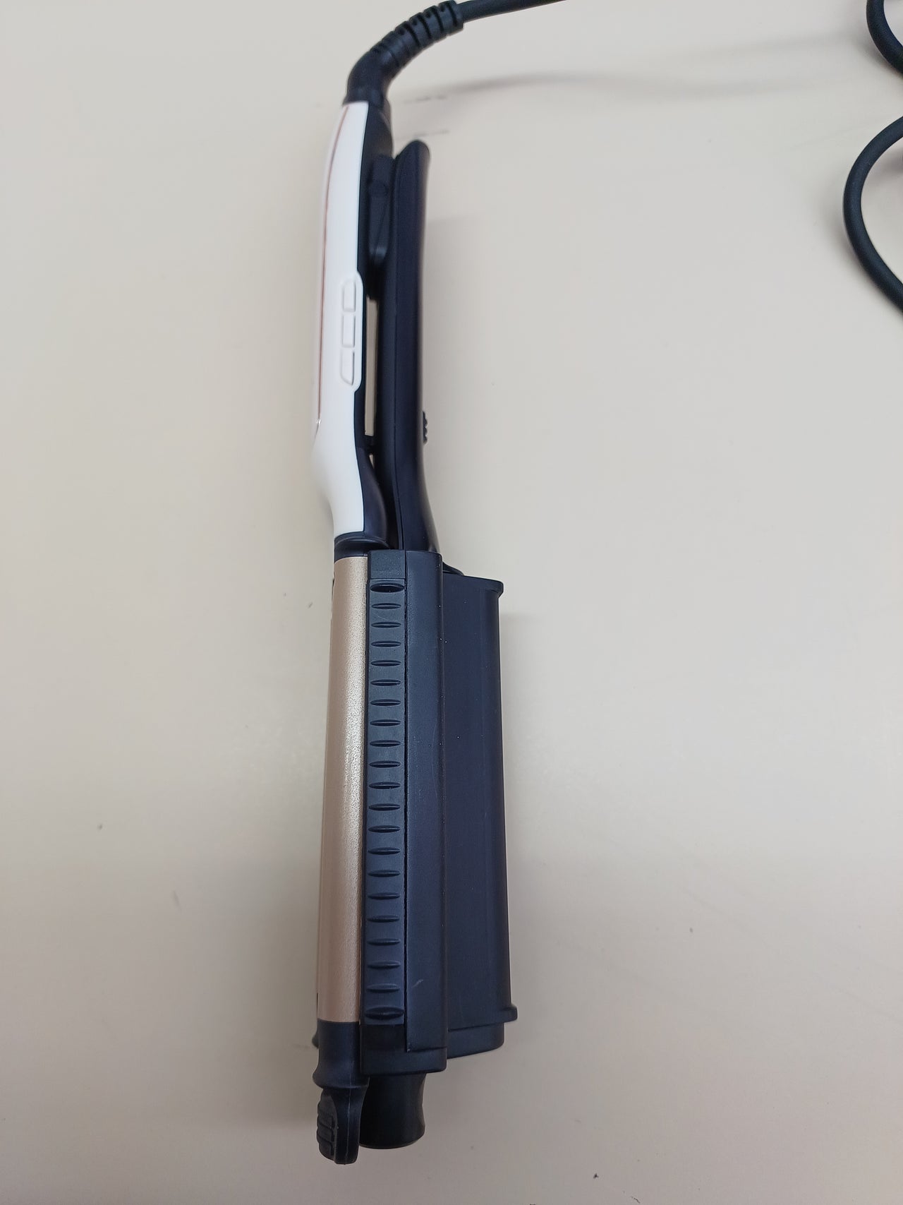 Remington Ondulador de Pelo PROluxe 4 in 1, Peinados Duraderos, Cerámica, CI91AW