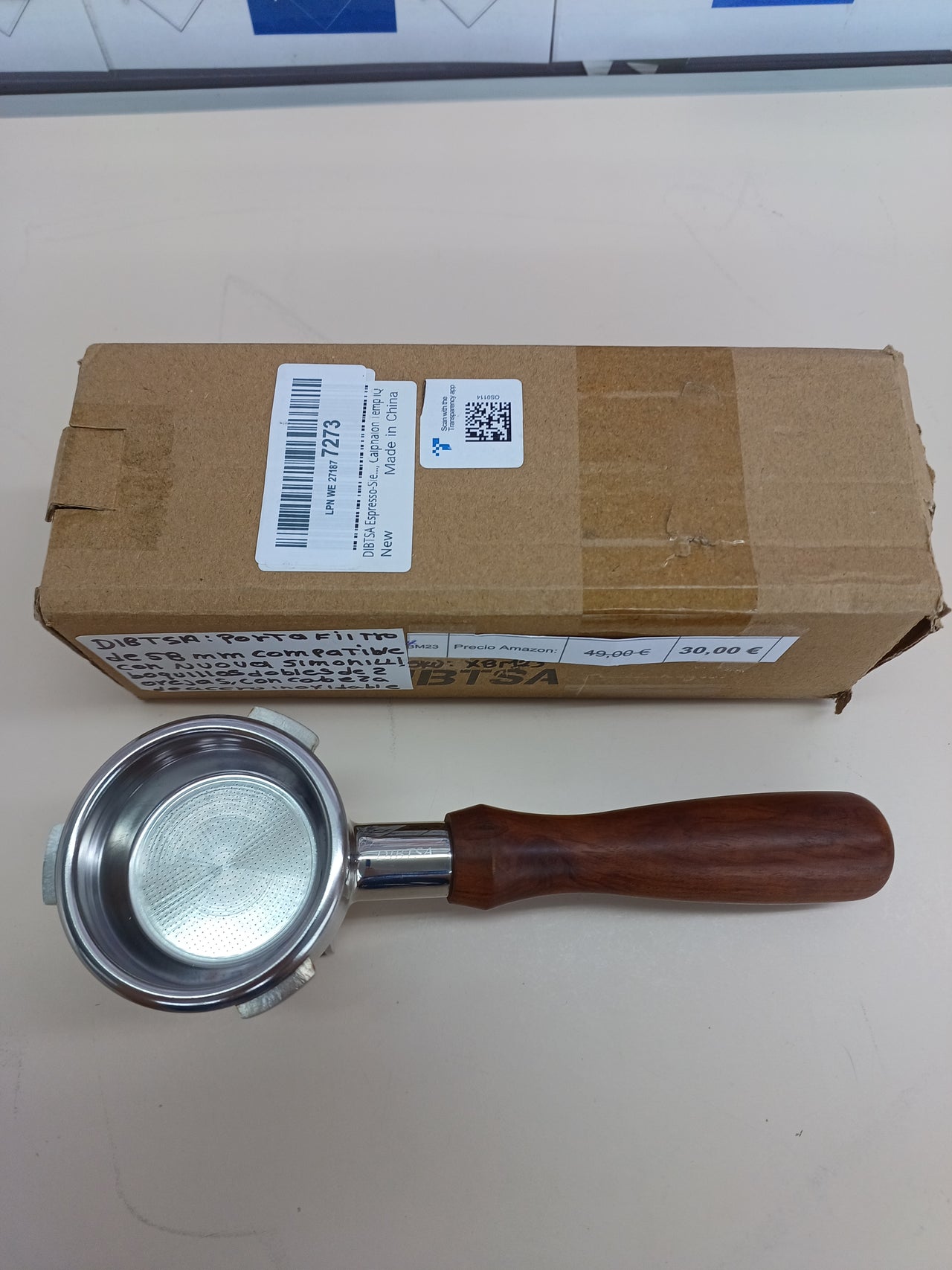 DIBTSA Portafiltro espresso de 58 mm compatible con Nuova Simonelli, boquillas dobles de 2 orejas, con cabeza de acero inoxidable y cesta de filtro y mango de madera