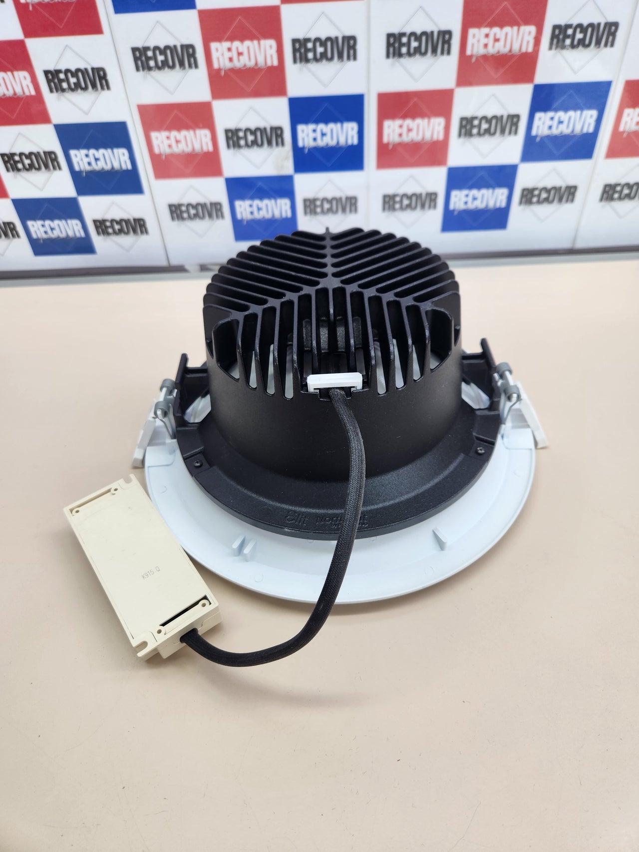 Foco empotrable LED 17,4 W 4000 K Normalit EE34B
