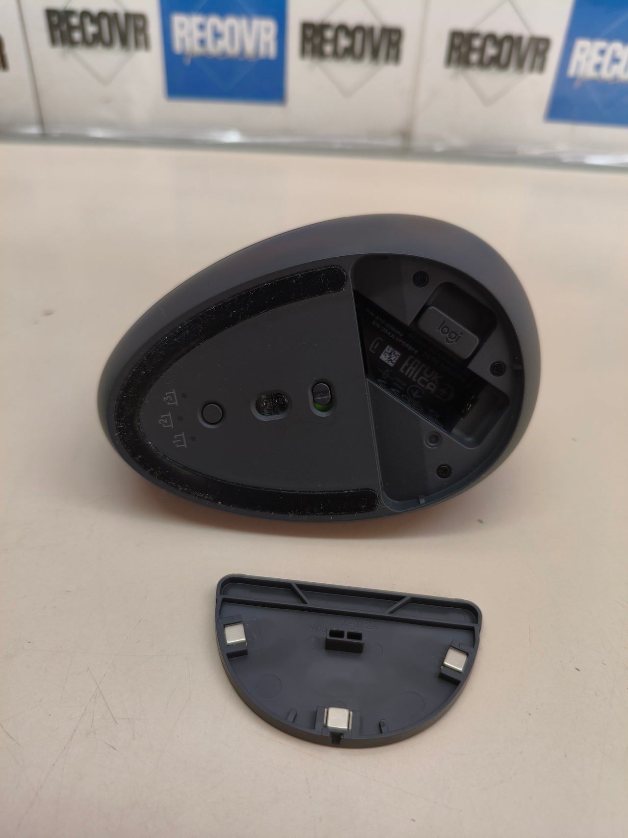 Ratón ergonómico vertical inalámbrico Logitech Lift