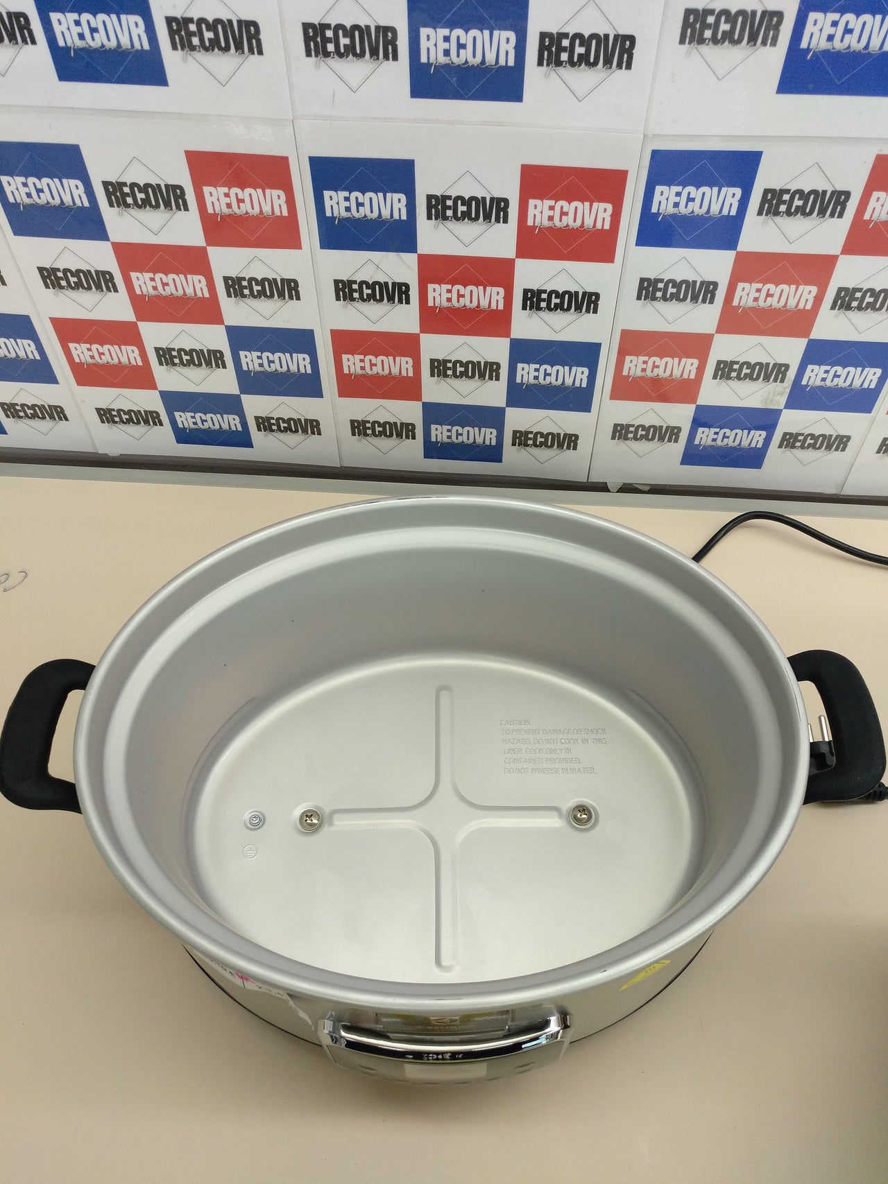 Electrolux ESC7400 - Olla de cocción lenta con display digital y 6,8 l de capacidad