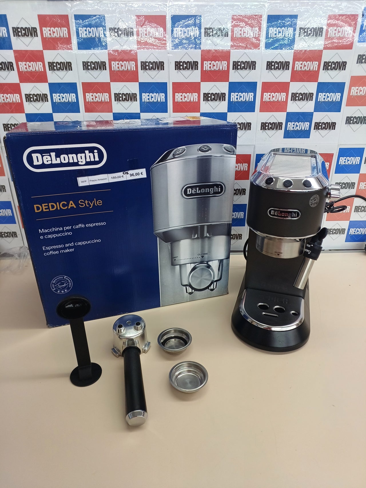 Cafetera espresso bomba acero 1,3 L negra - De'Longhi