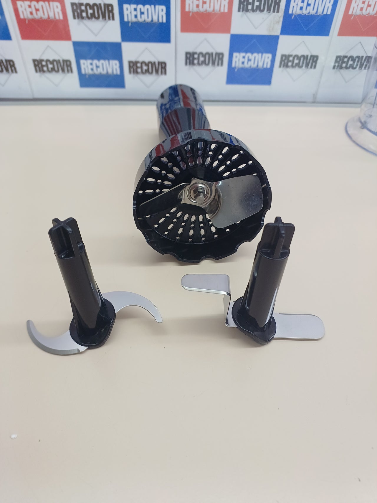Batidora 1500W con 21 velocidades y accesorios Cecotec