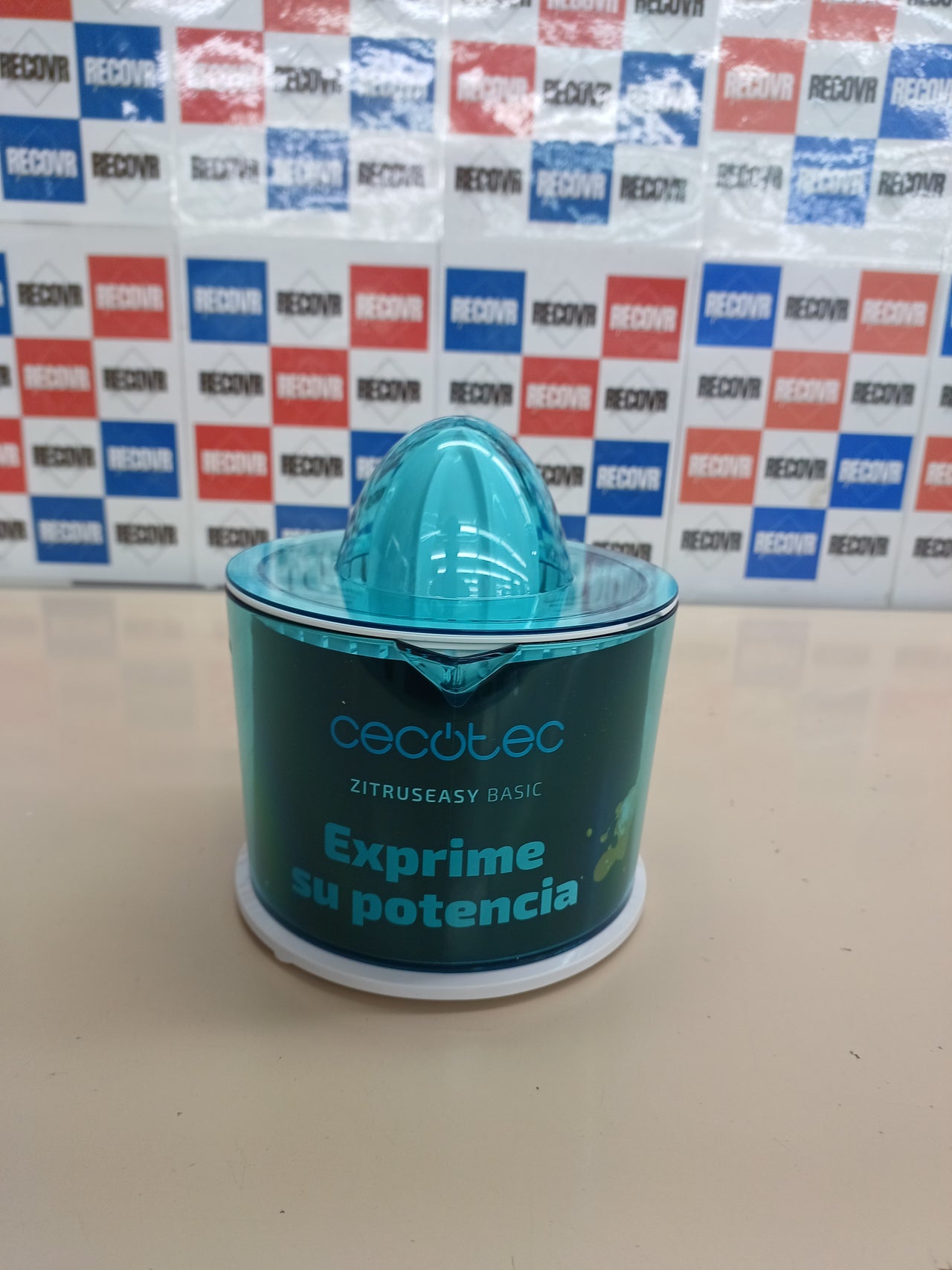 Exprimidor 40W 1L doble giro y cono CECOTEC