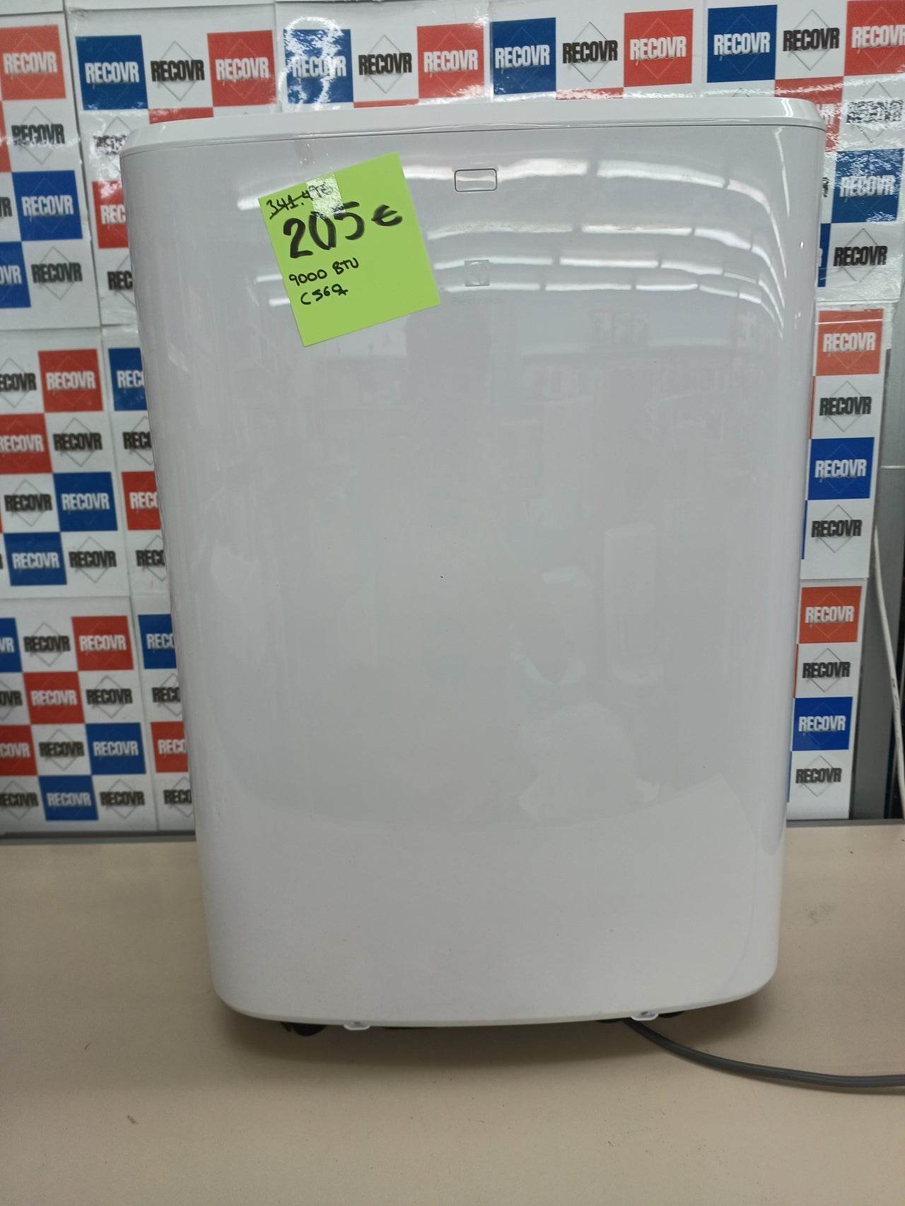 Aire acondicionado portátil 9000 BTU WiFi silencioso Electrolux