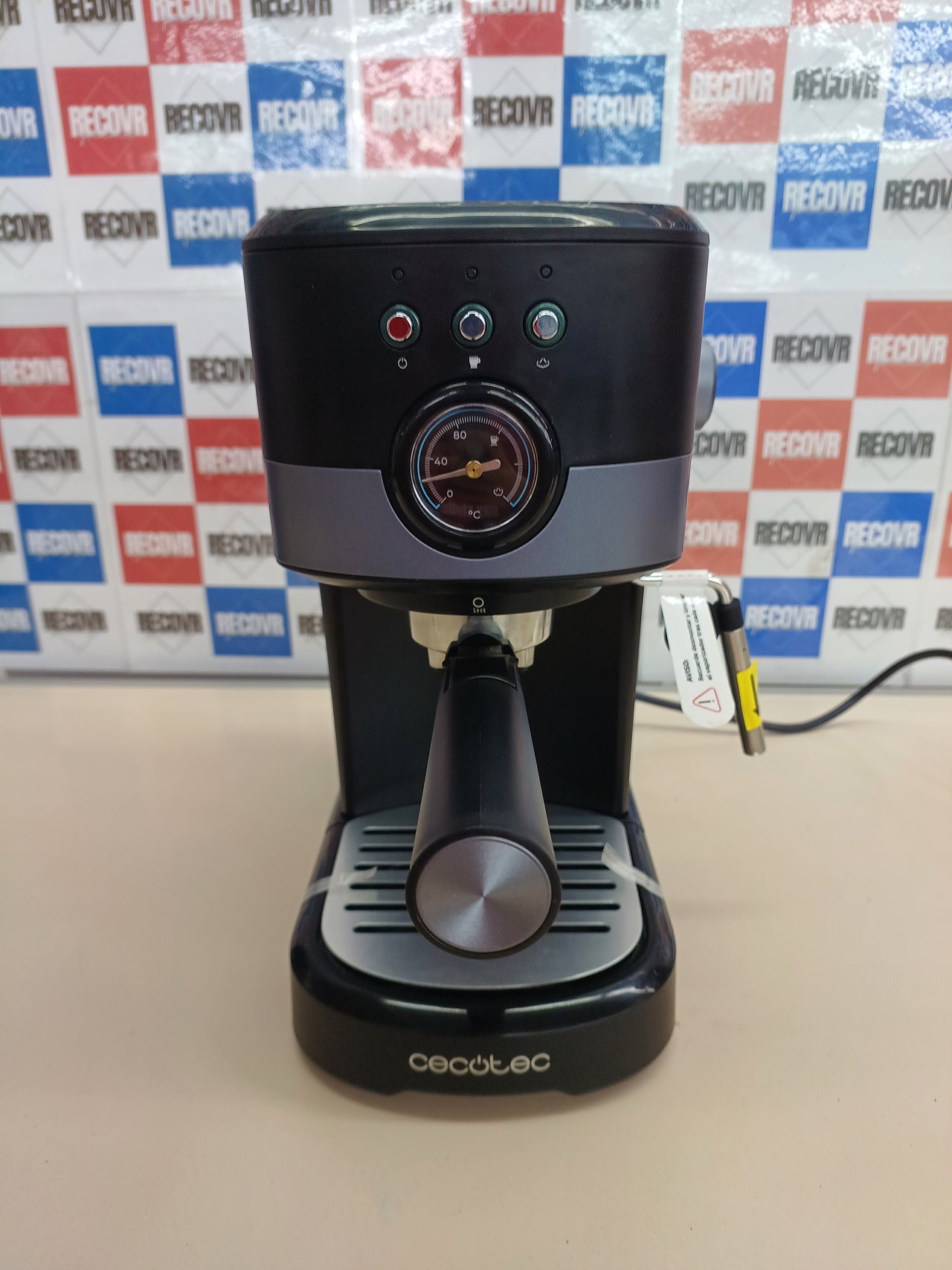 Cafetera espresso 20 bares 1100 W con vaporizador – Cecotec