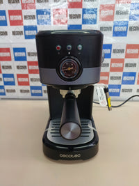 Cafetera espresso 20 bares 1100 W con vaporizador – Cecotec