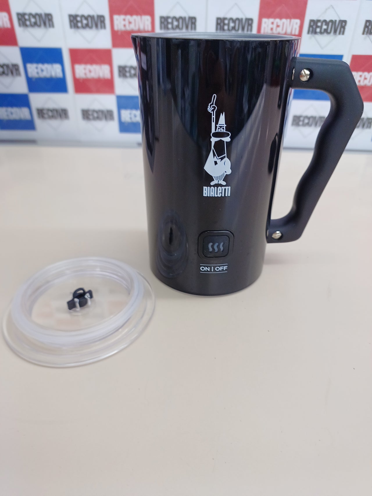 Espumador leche  Eléctrico,Capacidad 150 ml Leche espumador por Cappuccino,  Cappuccino or 300 ml Caliente Leche. Bialetti.