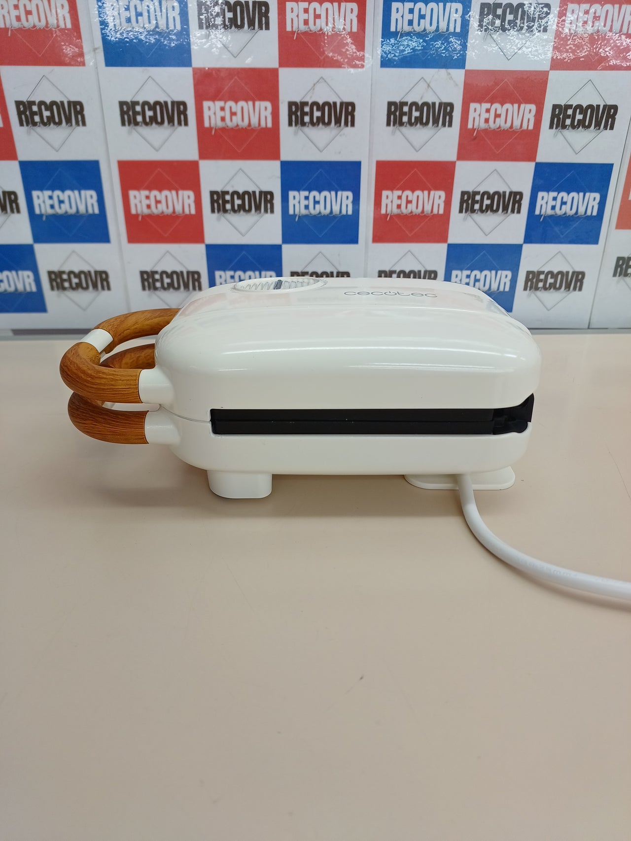 Sandwichera Cecotec Rock’nToast Retro 700W