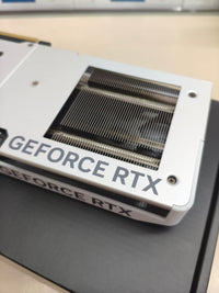 Tarjeta gráfica Gigabyte GeForce RTX 4060 AERO OC 8 GB