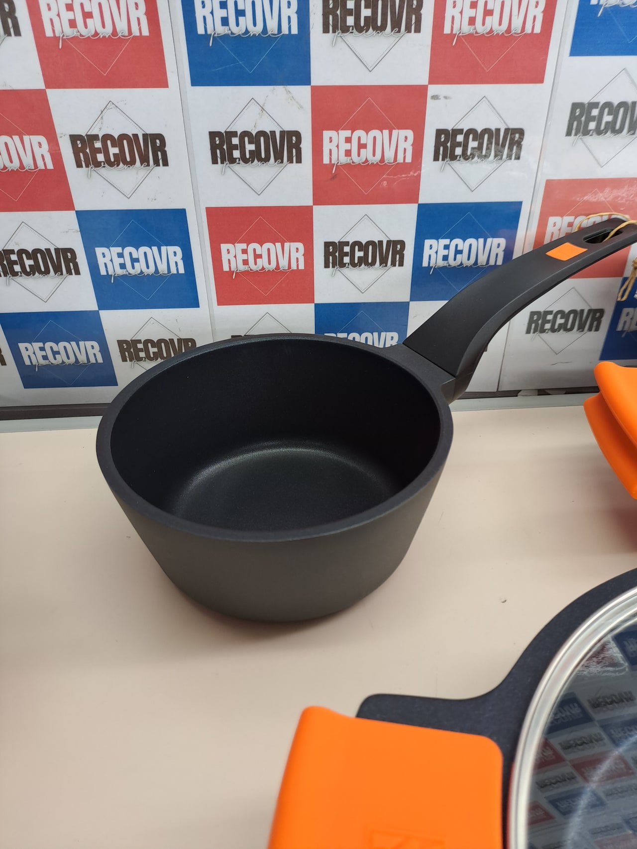 Batería cocina 9 piezas aluminio inducción Efficient BRA