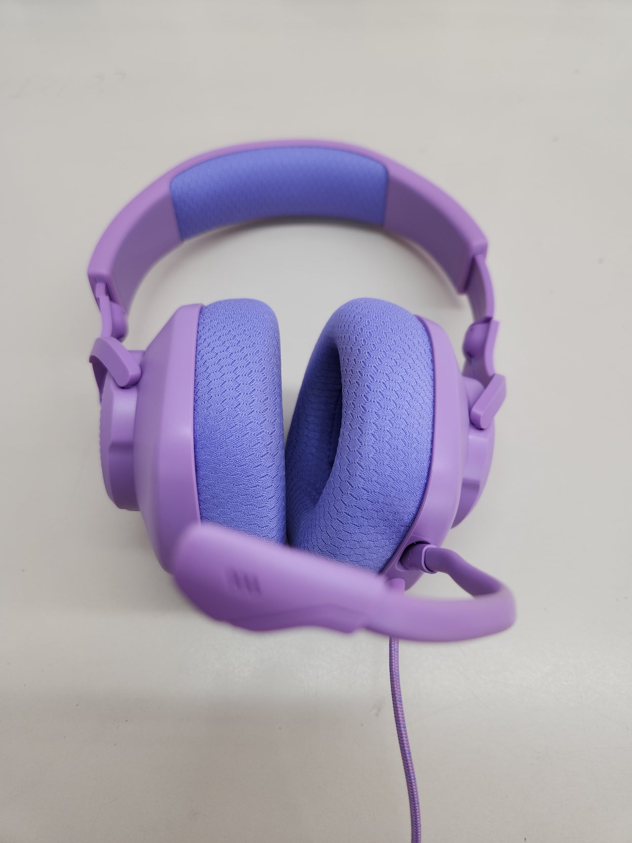 Cascos gaming circumaurales JBL Quantum 100M2