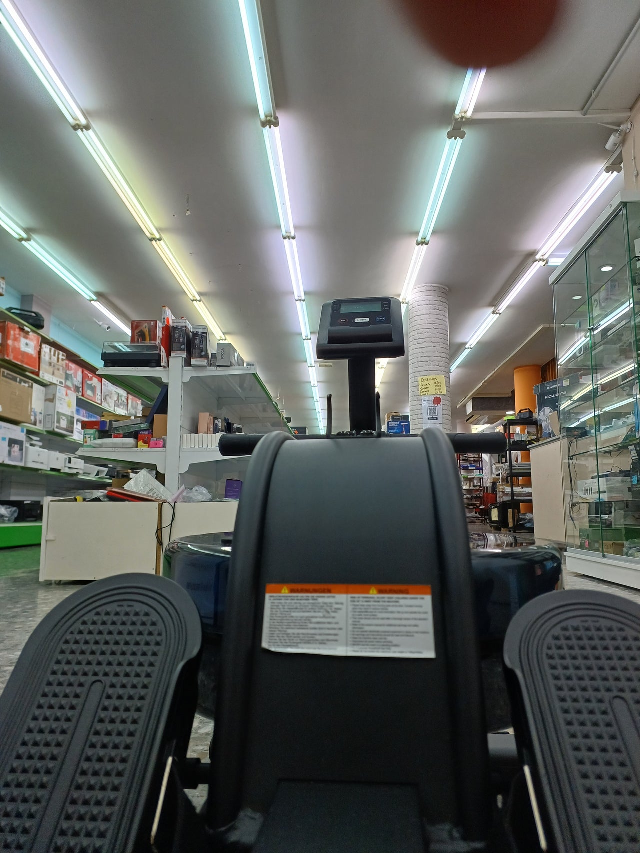 MERACH Remo de agua para el hogar, máquina de remo con resistencia al agua de 15 litros, capacidad de carga de 150 kg, conectividad Bluetooth y aplicación, soporte para iPad, asiento ergonómico