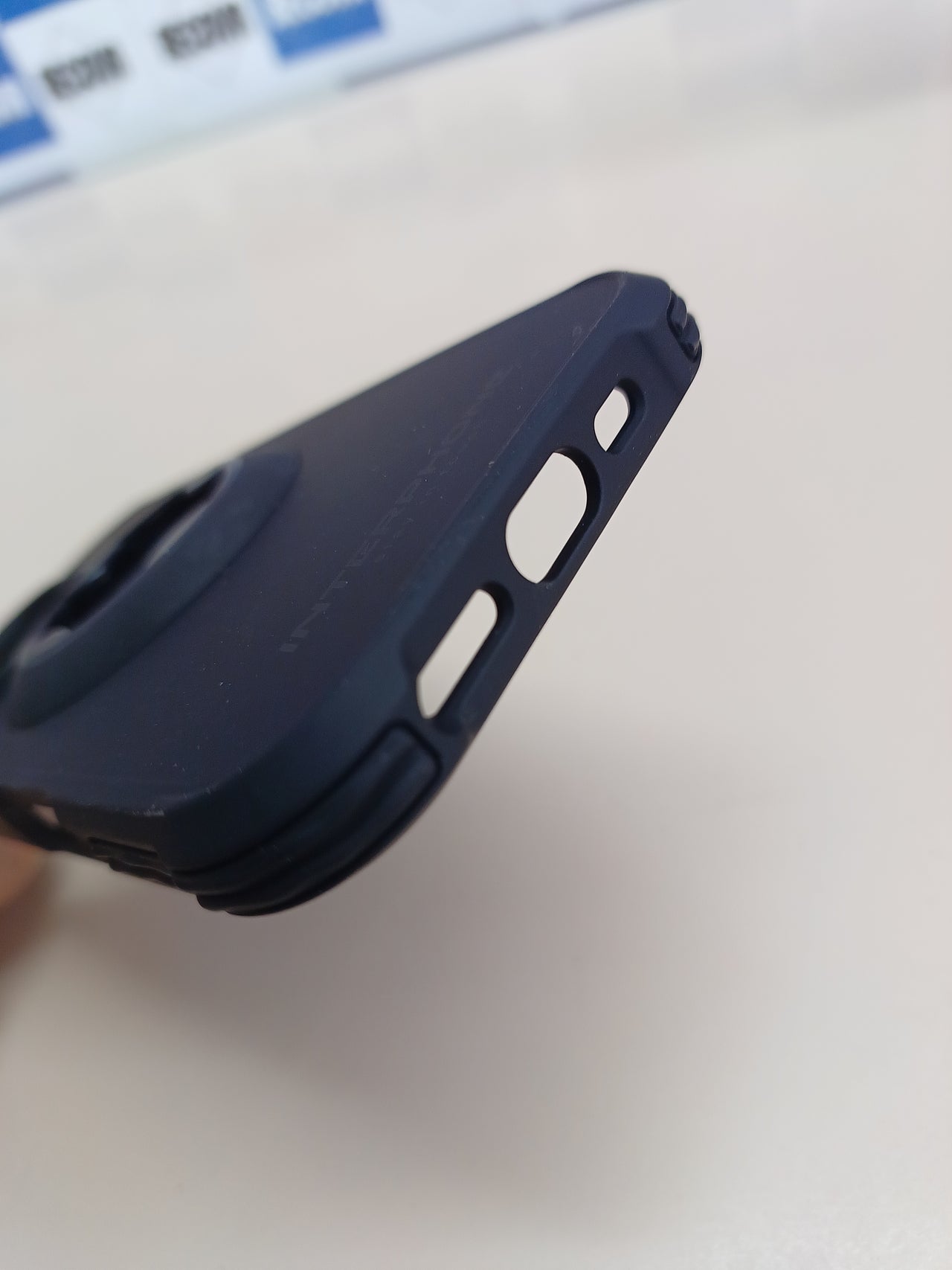 Funda iPhone 16 Pro para soporte moto Quiklox