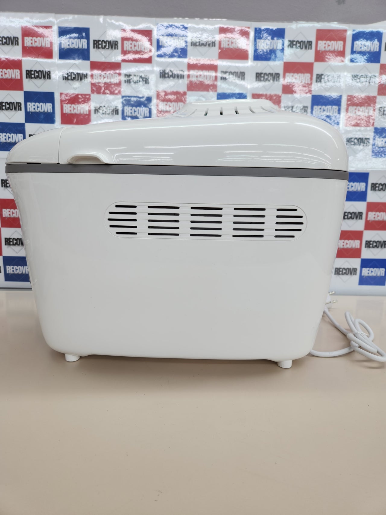 Moulinex OW6101 Home Baguette - Panificadora de 1650 W, 16 programas, hasta 1.5 kg, inicio programado, mantenimiento caliente, incluye bandejas para baguette, 2 aspas amasar y recetario, blanco