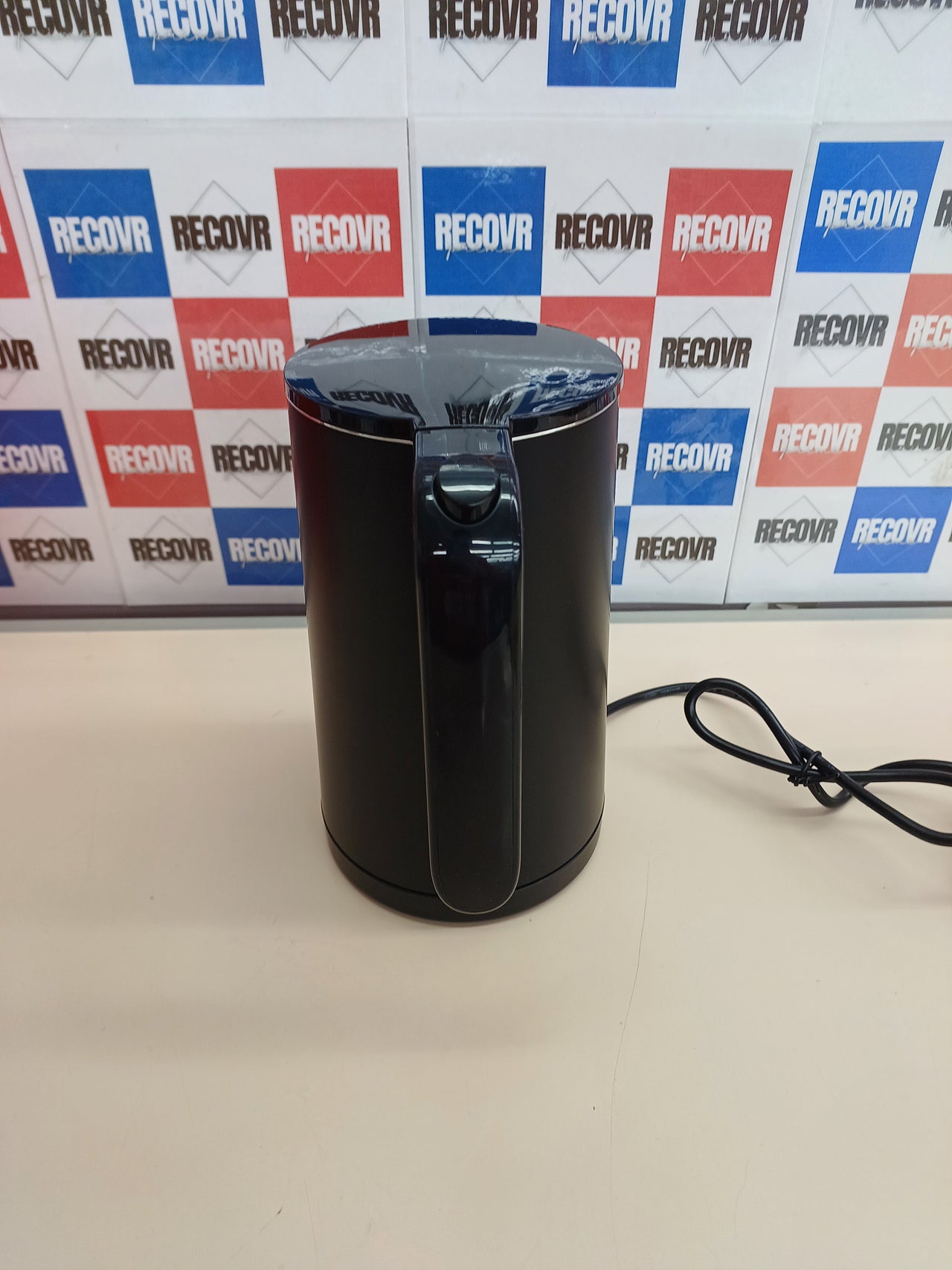 Hervidor eléctrico 1850 W 1,0 L acero negro antical – ZWILLING ENFINIGY