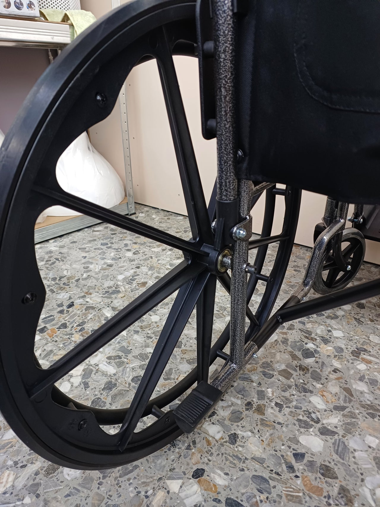 Silla de ruedas plegable 46cm Mobiclinic S220