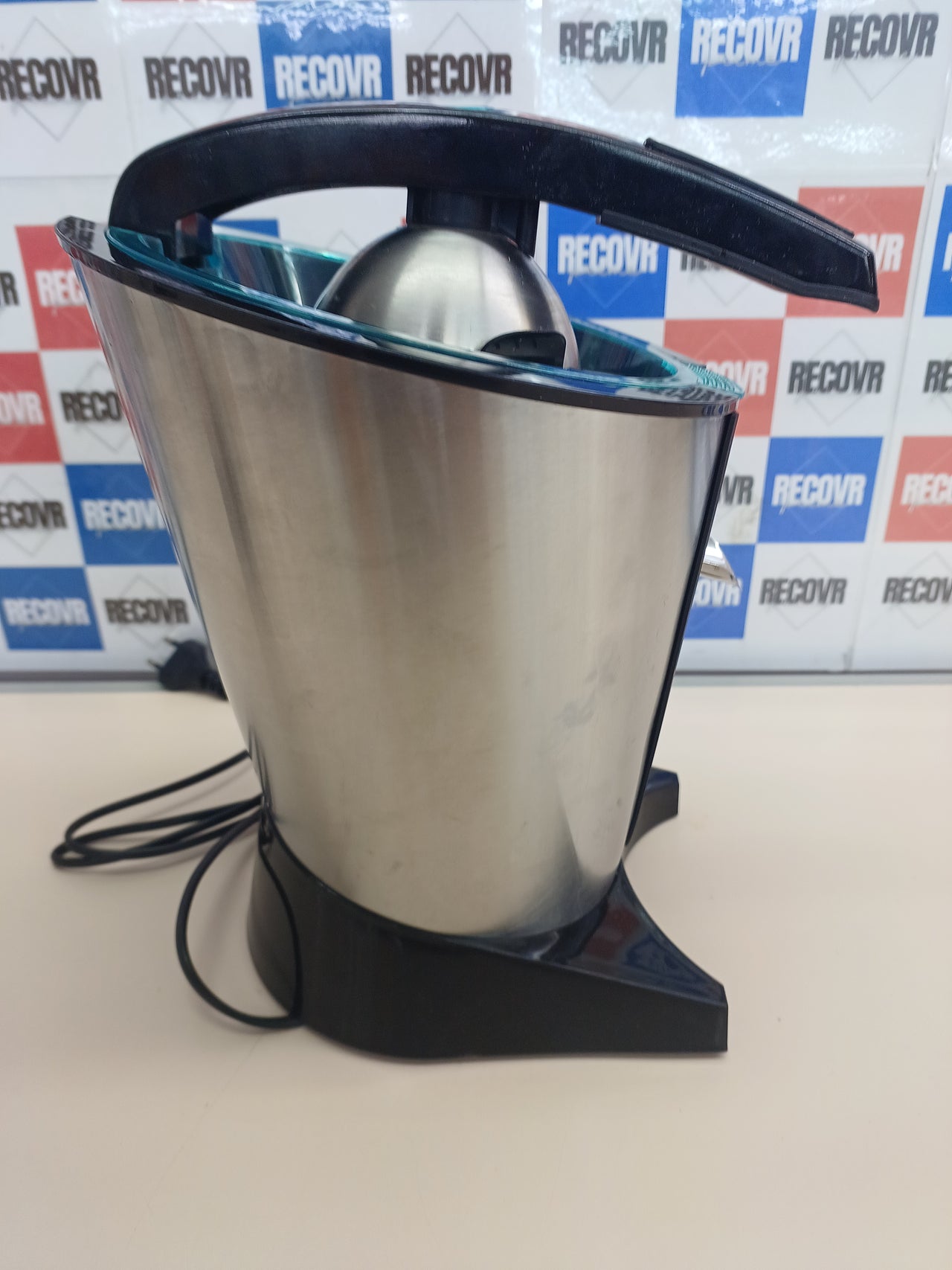 Exprimidor 600W acero inox antigoteo Cecotec