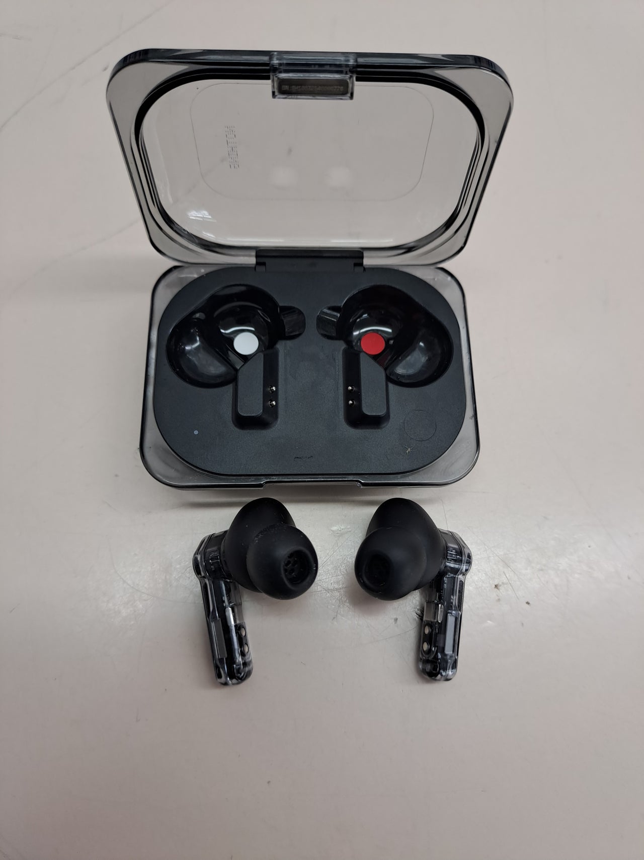 Auriculares Bluetooth ANC 42h con ChatGPT Nothing Ear