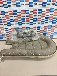 Nido para bebé Totsy Baby 90x50 cm reductor de cuna Minky Winter beige estrellas blancas