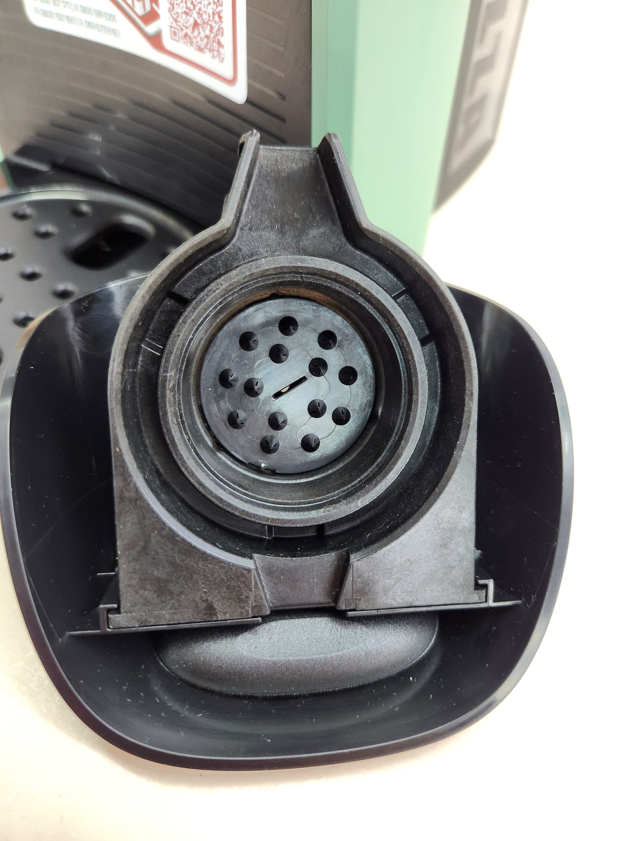 Cafetera 64 cápsulas 1450W 0,6 litros Tiny Eco verde ¡Tierra! Surtidas, cafetera expreso de plástico reciclad0, 220-240 V, 50/60 Hz,  Lavazza, A Modo Mio