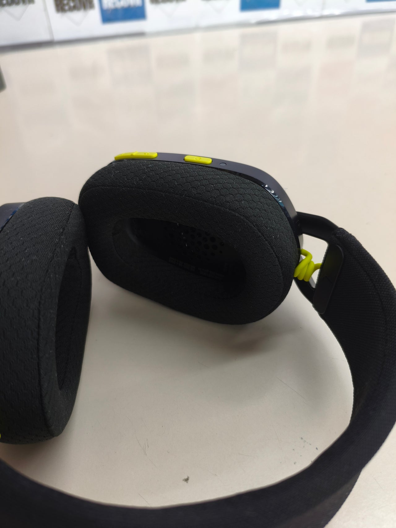Auriculares inalámbricos Logitech G435 para gaming